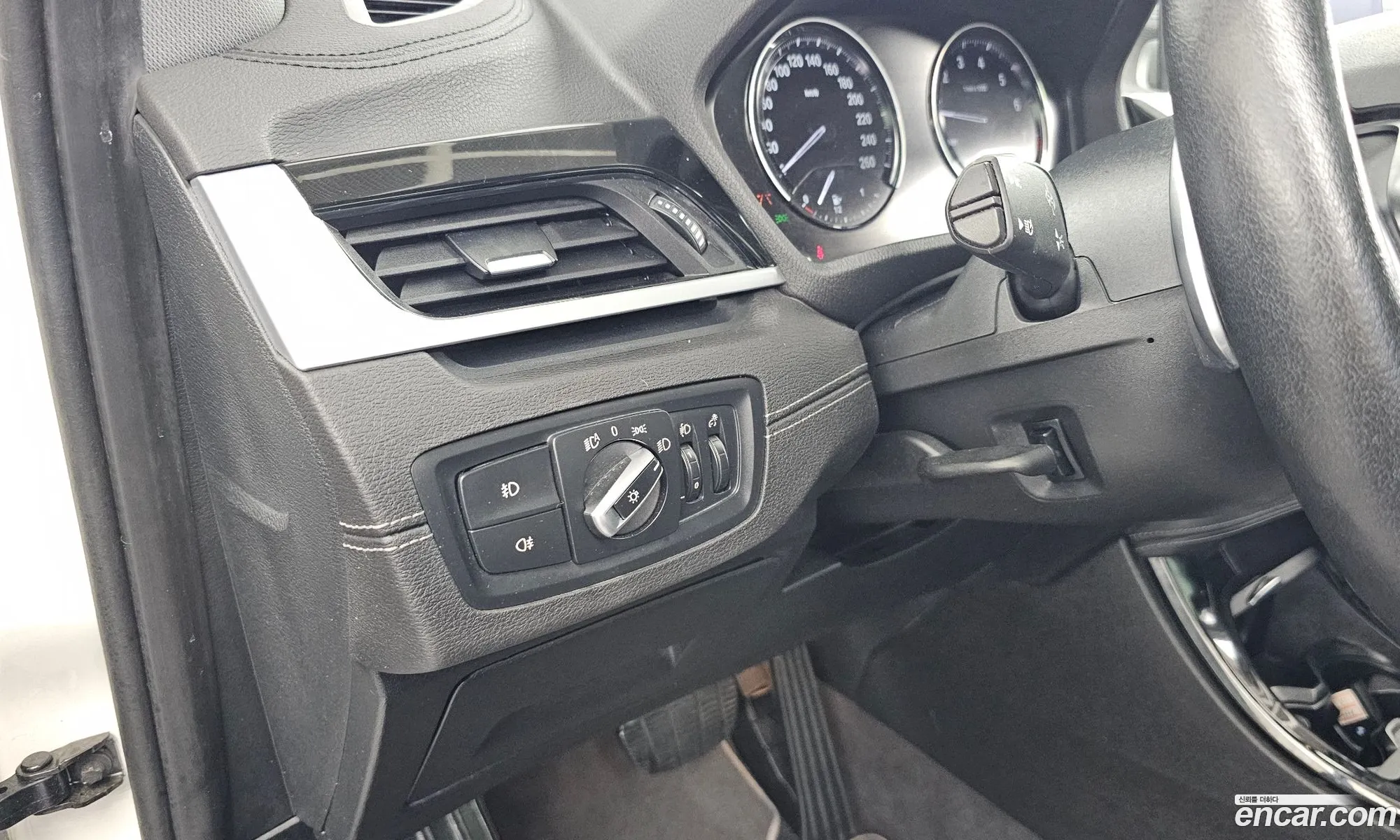 BMW X1 2022 WBA11DG0666666666 — 8