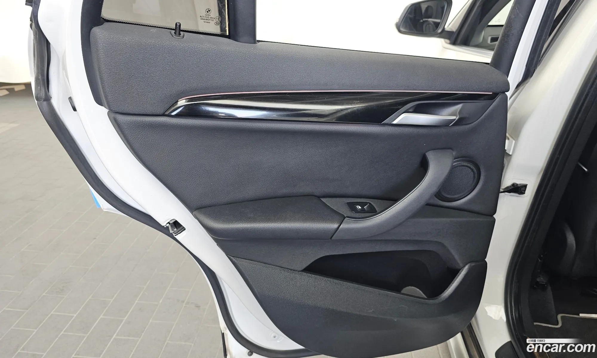 BMW X1 2022 WBA11DG0666666666 — 10