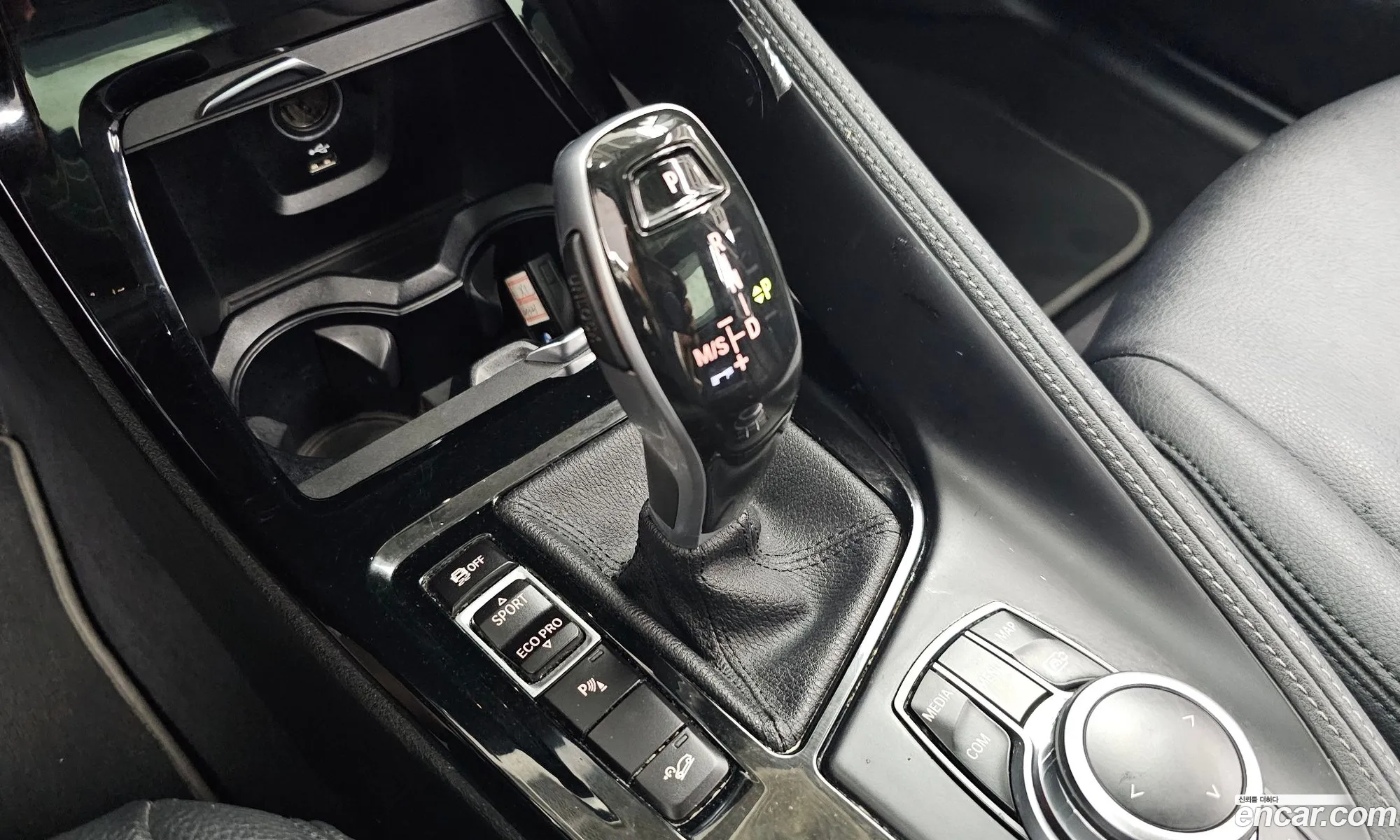 BMW X1 2022 WBA11DG0666666666 — 6