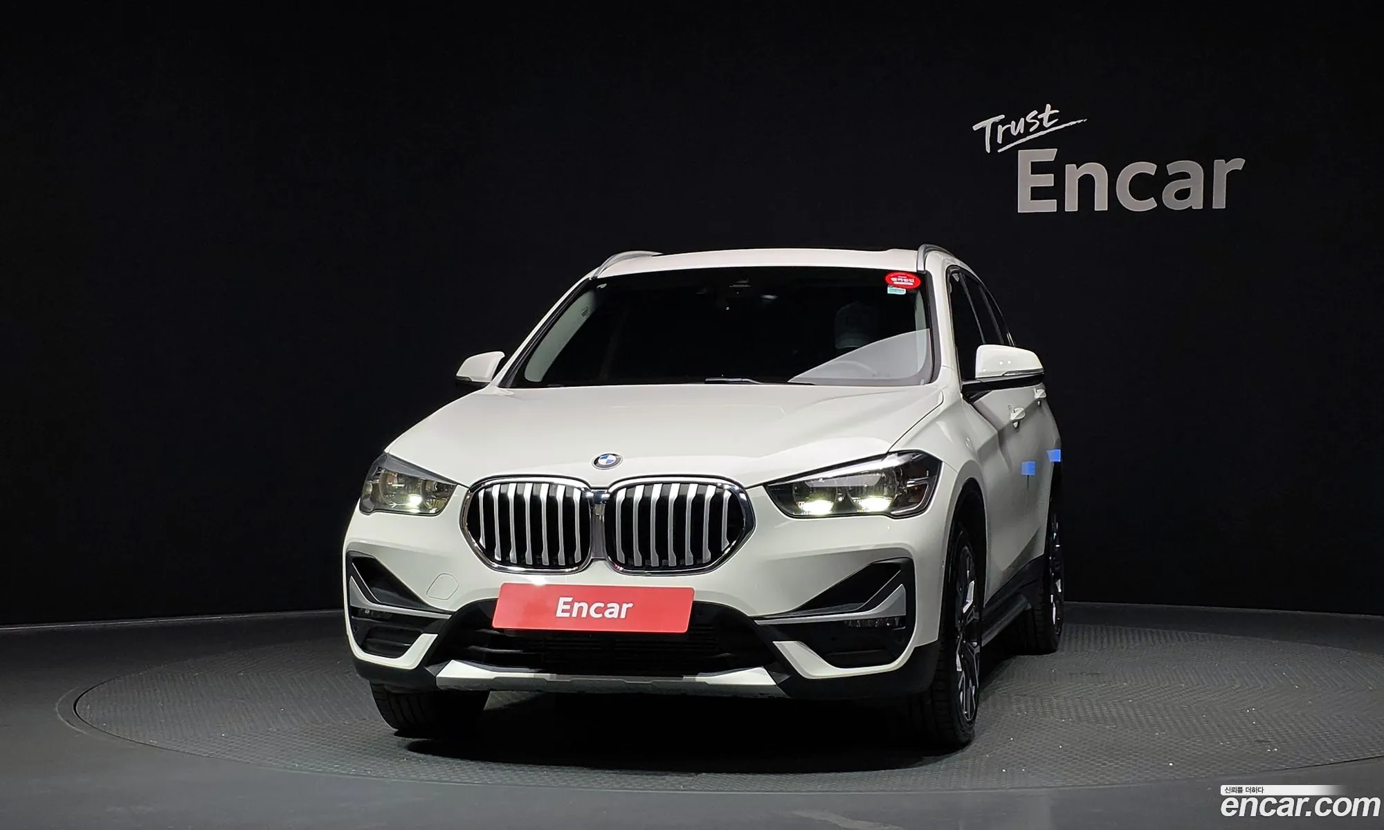 BMW X1 2022 WBA11DG0666666666 — 32