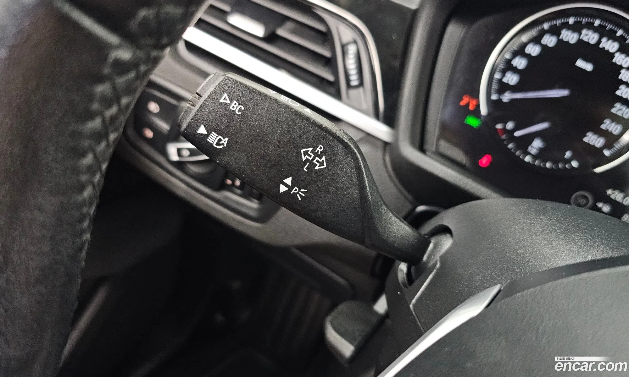 BMW X1 2022 WBA11DG0666666666 — 24