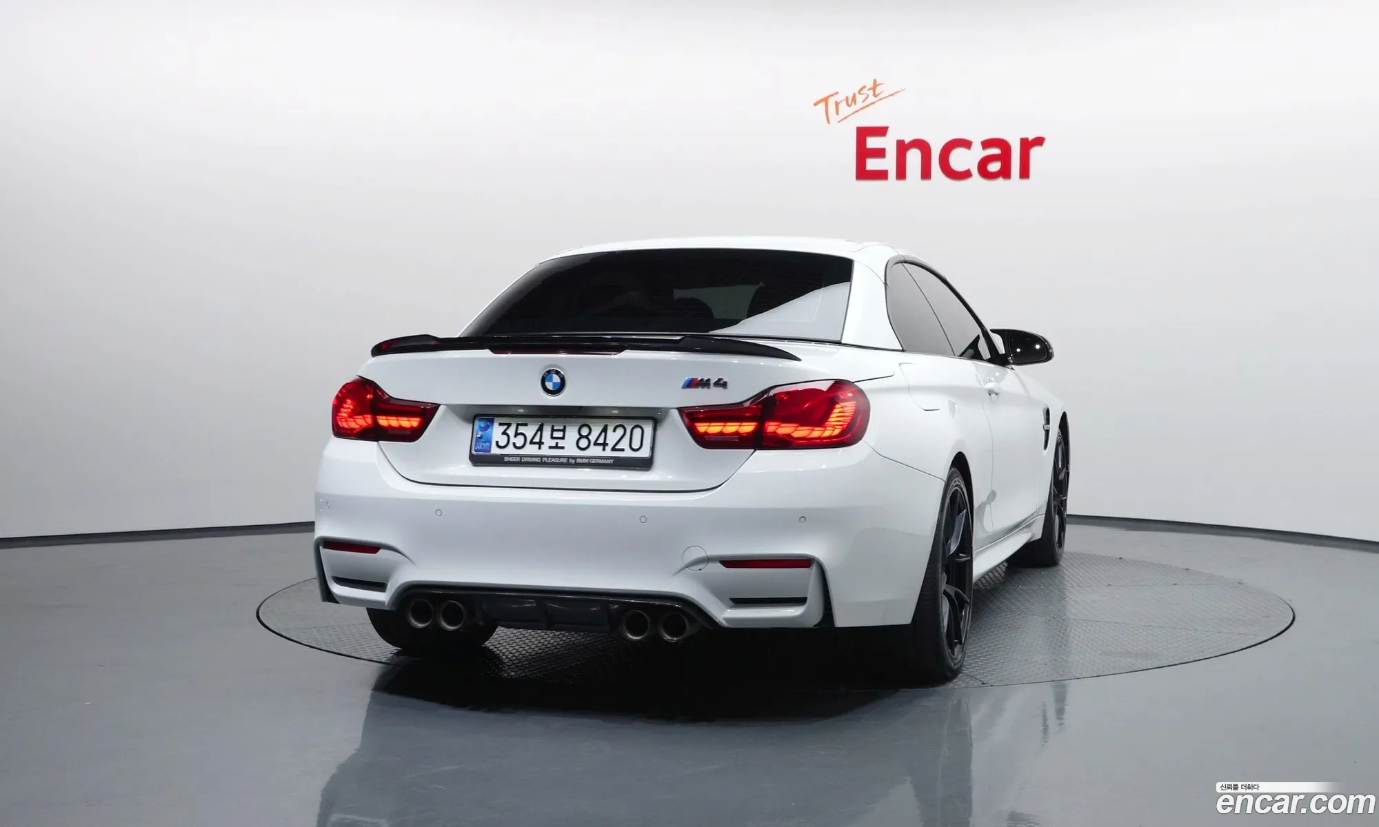 BMW M4 2016 — 23