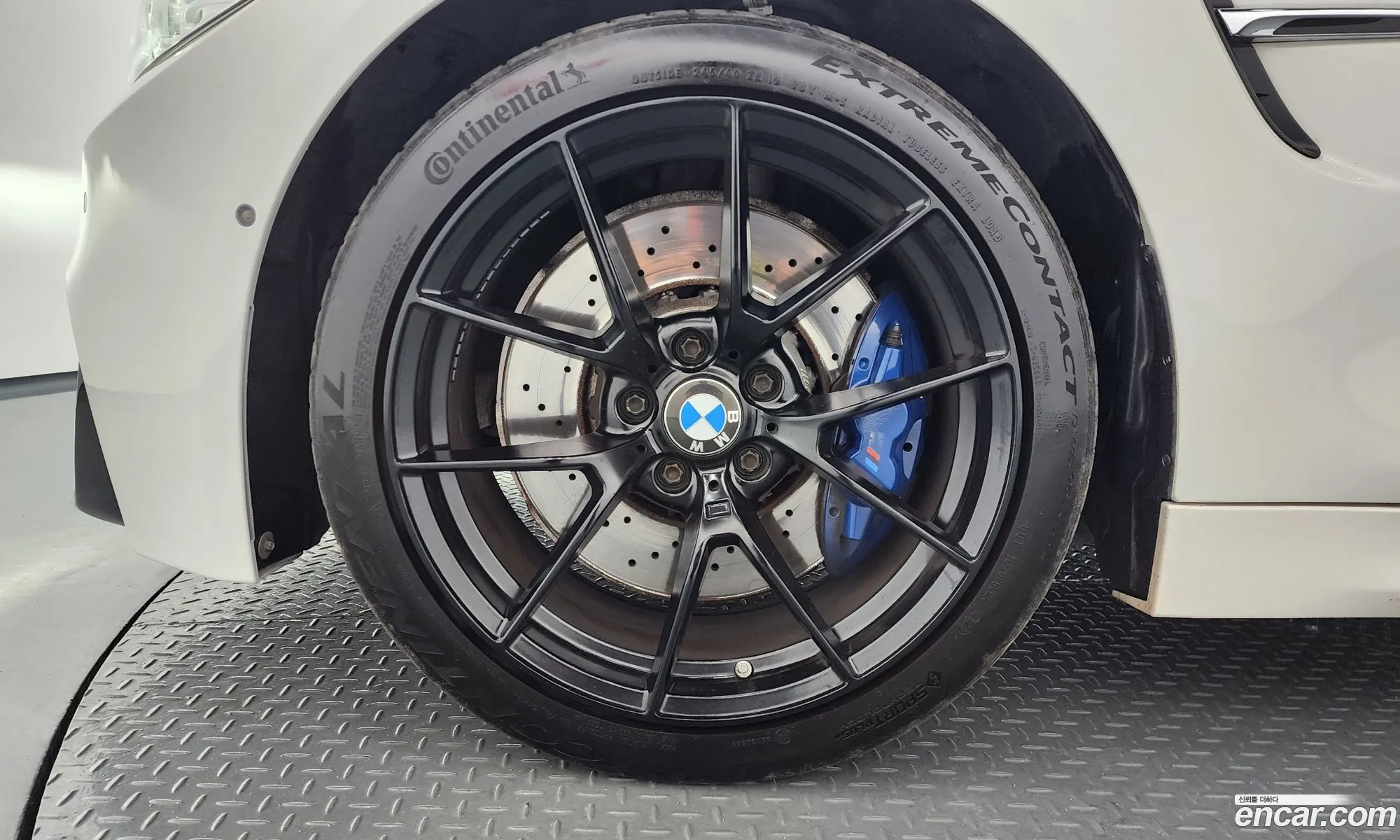 BMW M4 2016 — 13