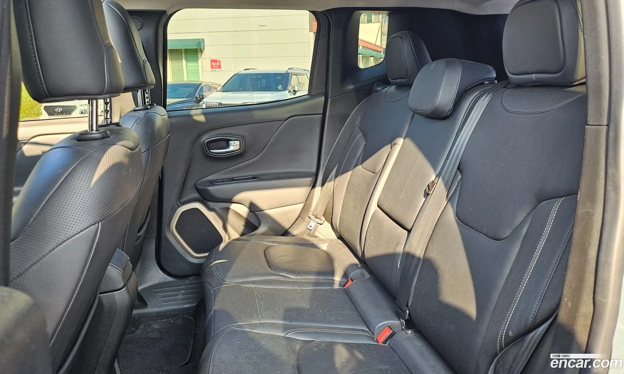 Jeep Renegade 2017 — 18