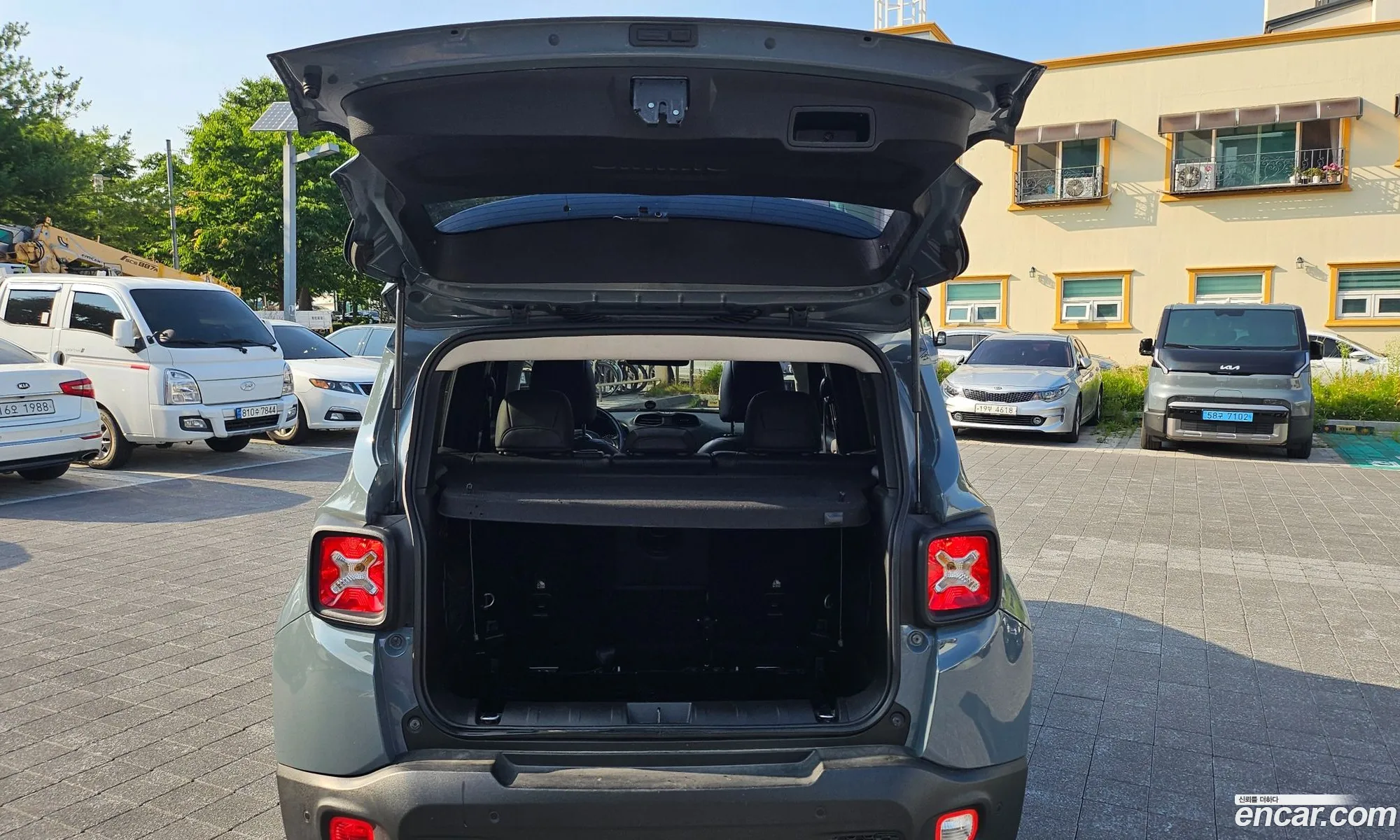 Jeep Renegade 2017 — 16