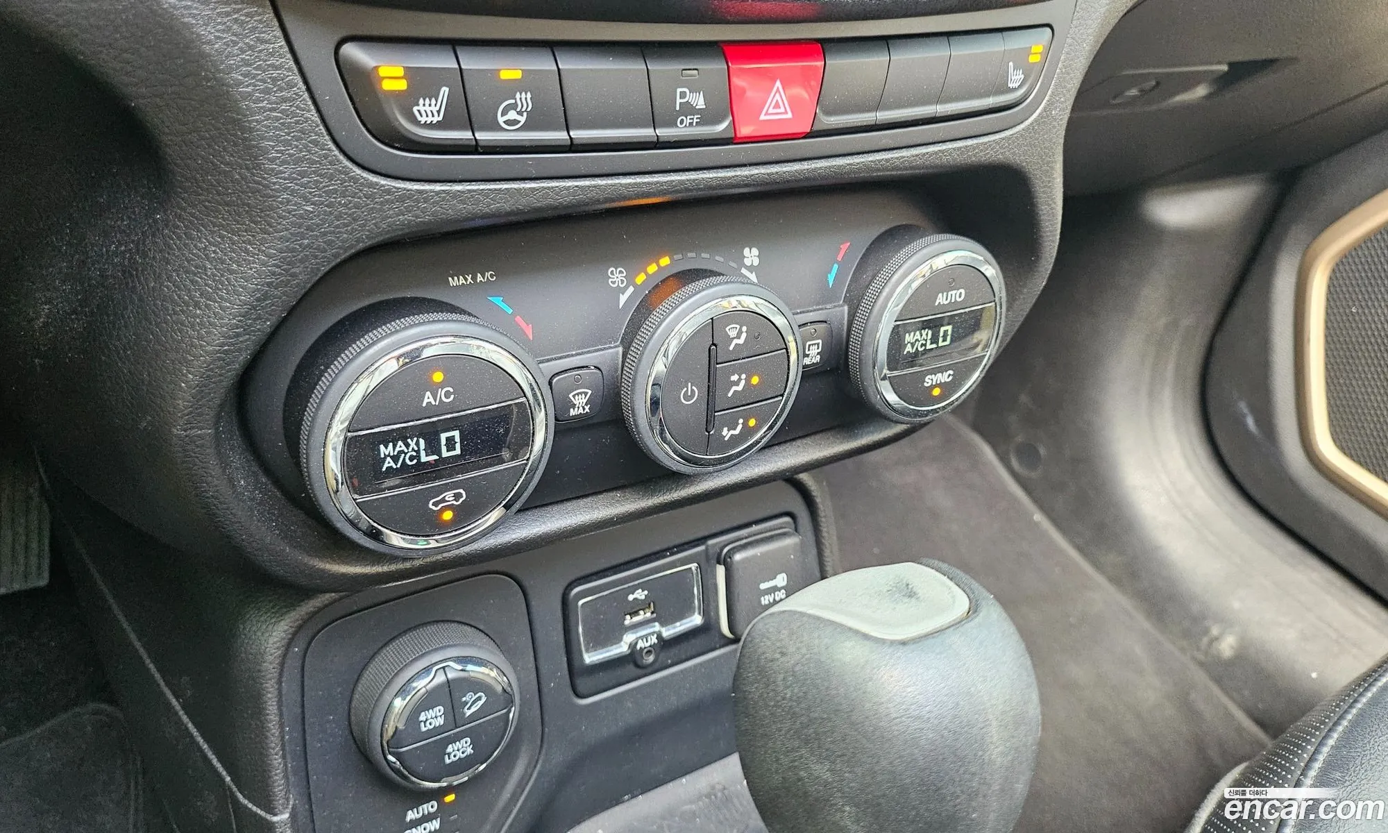 Jeep Renegade 2017 — 19