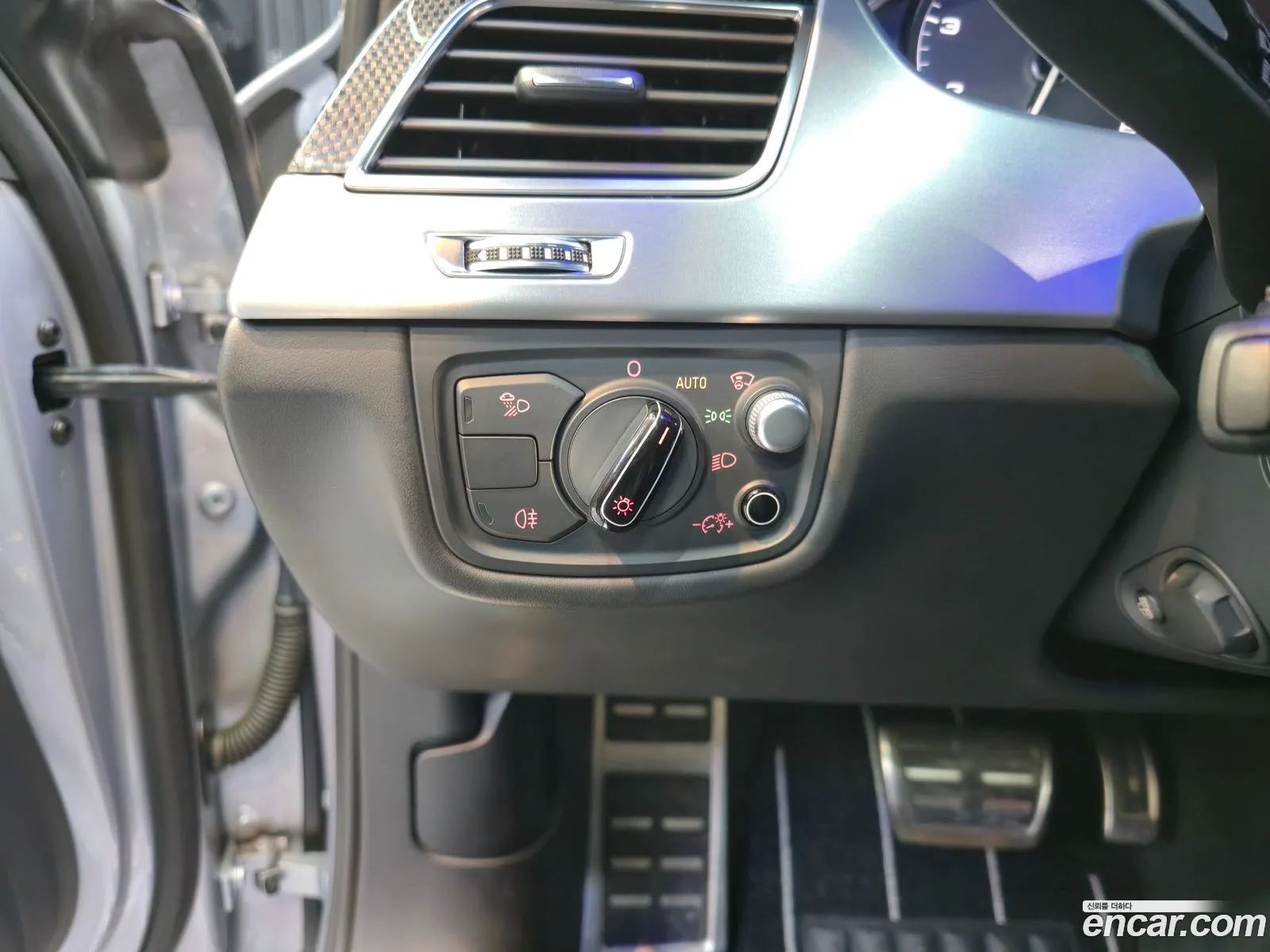 Audi S8 2014 — 12