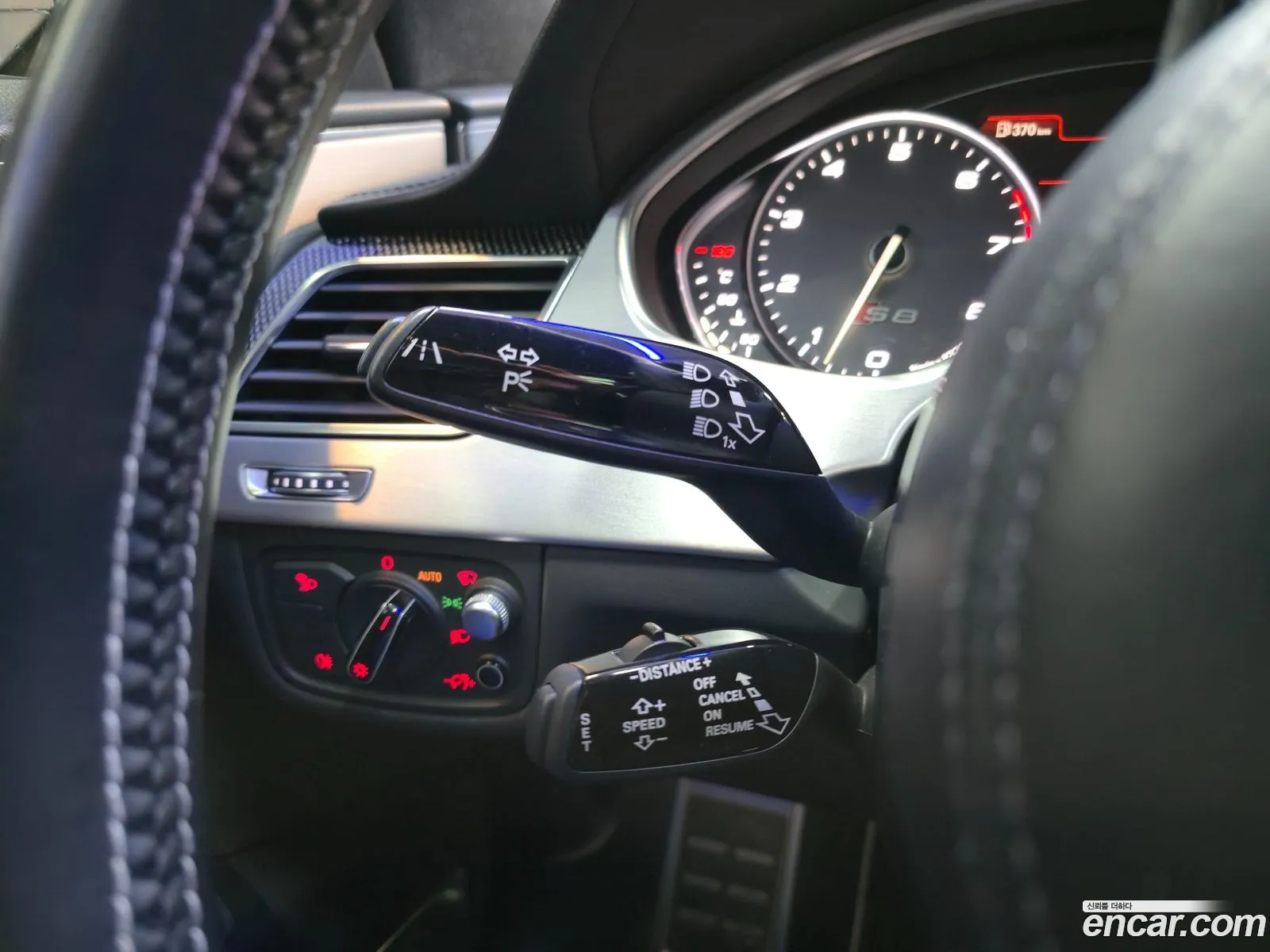 Audi S8 2014 — 7