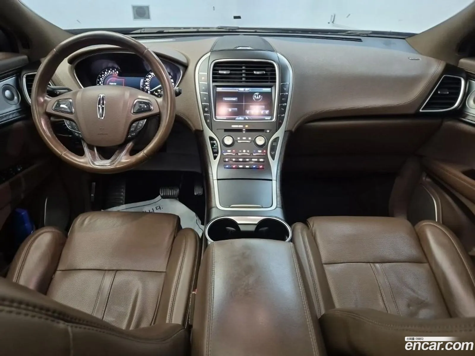 Lincoln MKX 2016 — 18