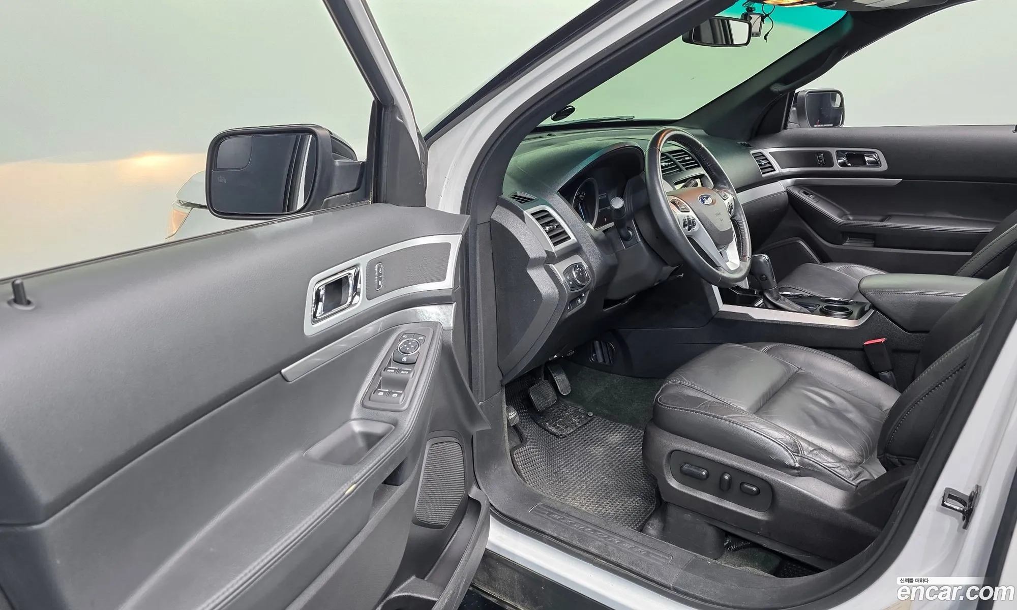 Ford Explorer 2014 — 15