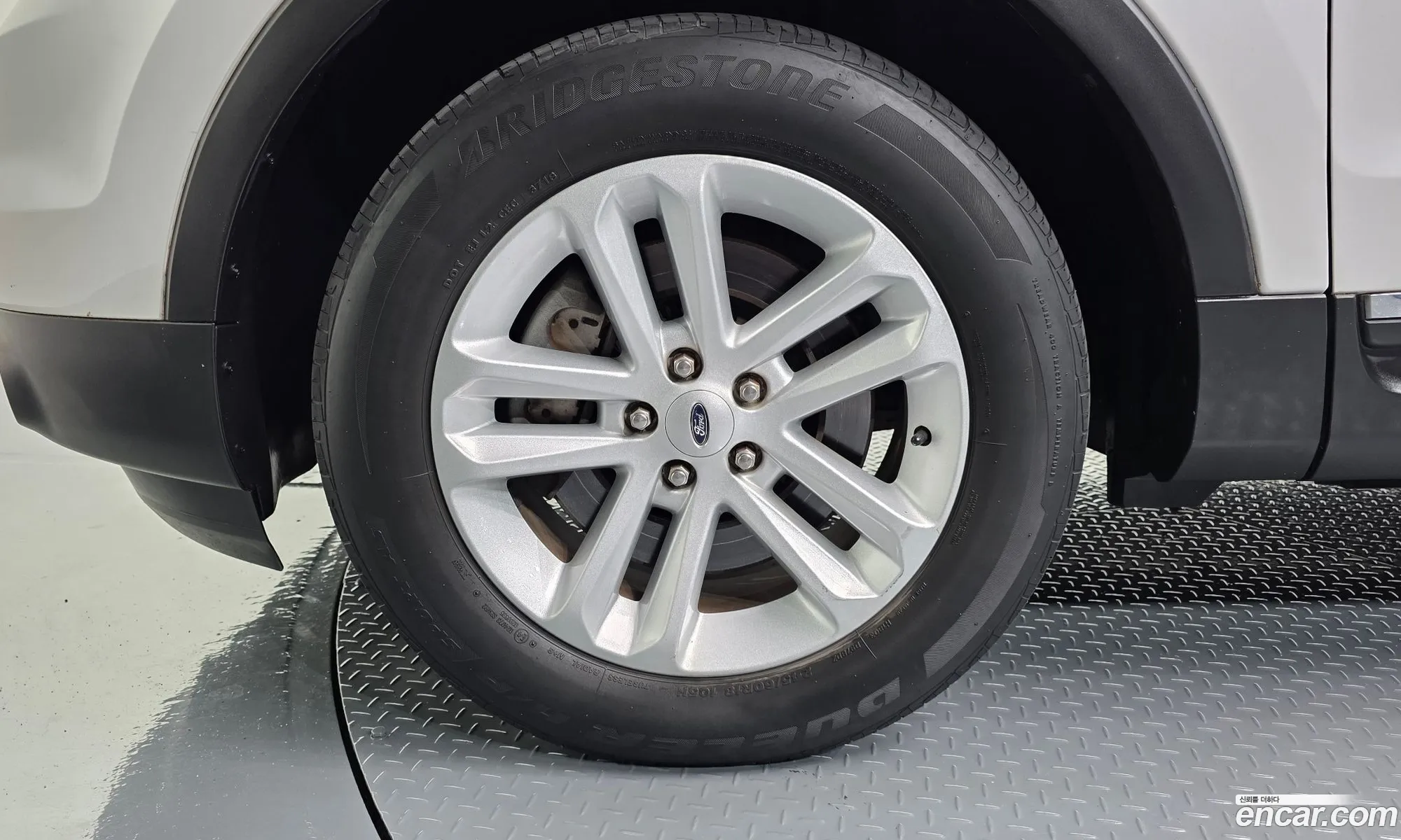Ford Explorer 2014 — 11