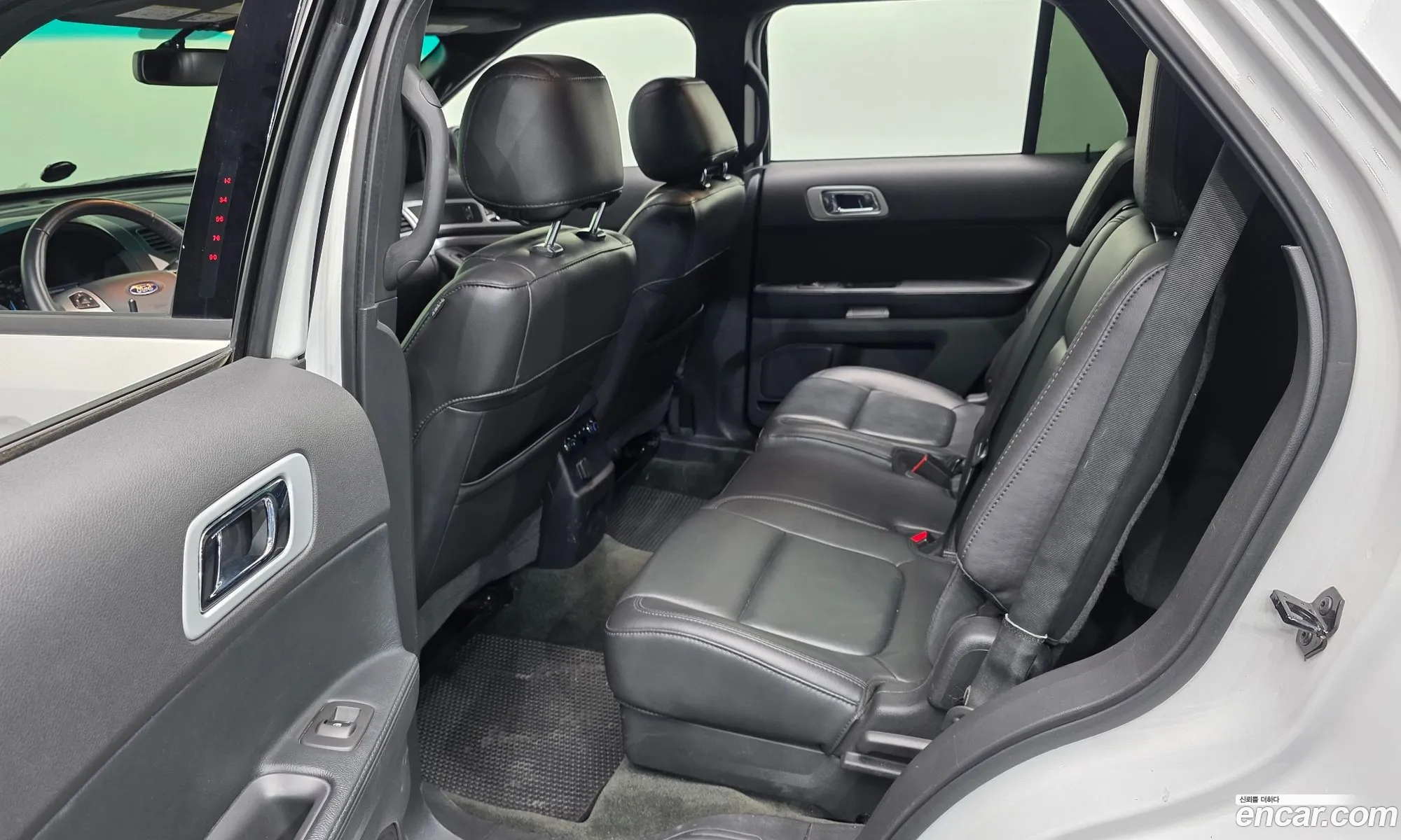Ford Explorer 2014 — 13