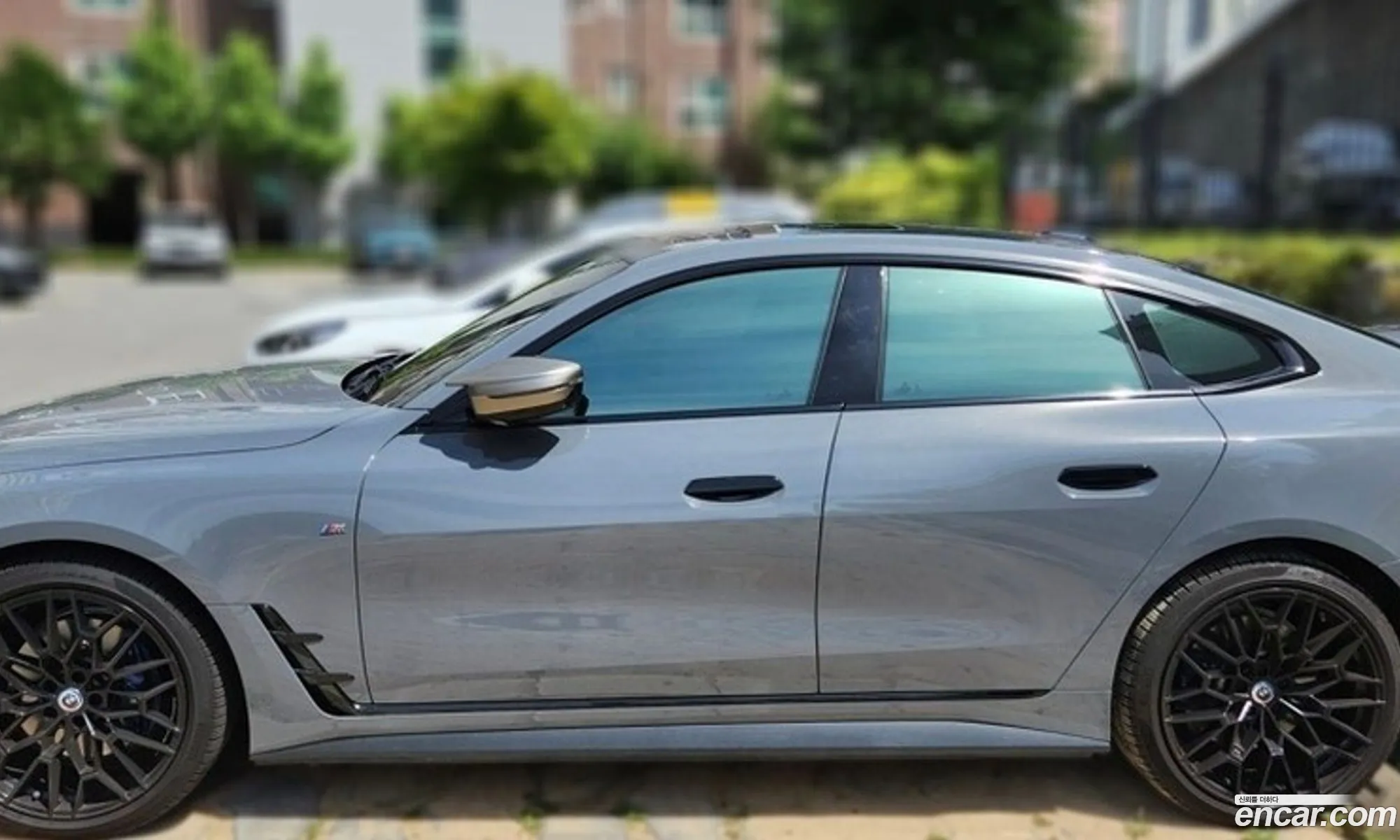BMW i4 2023 — 8
