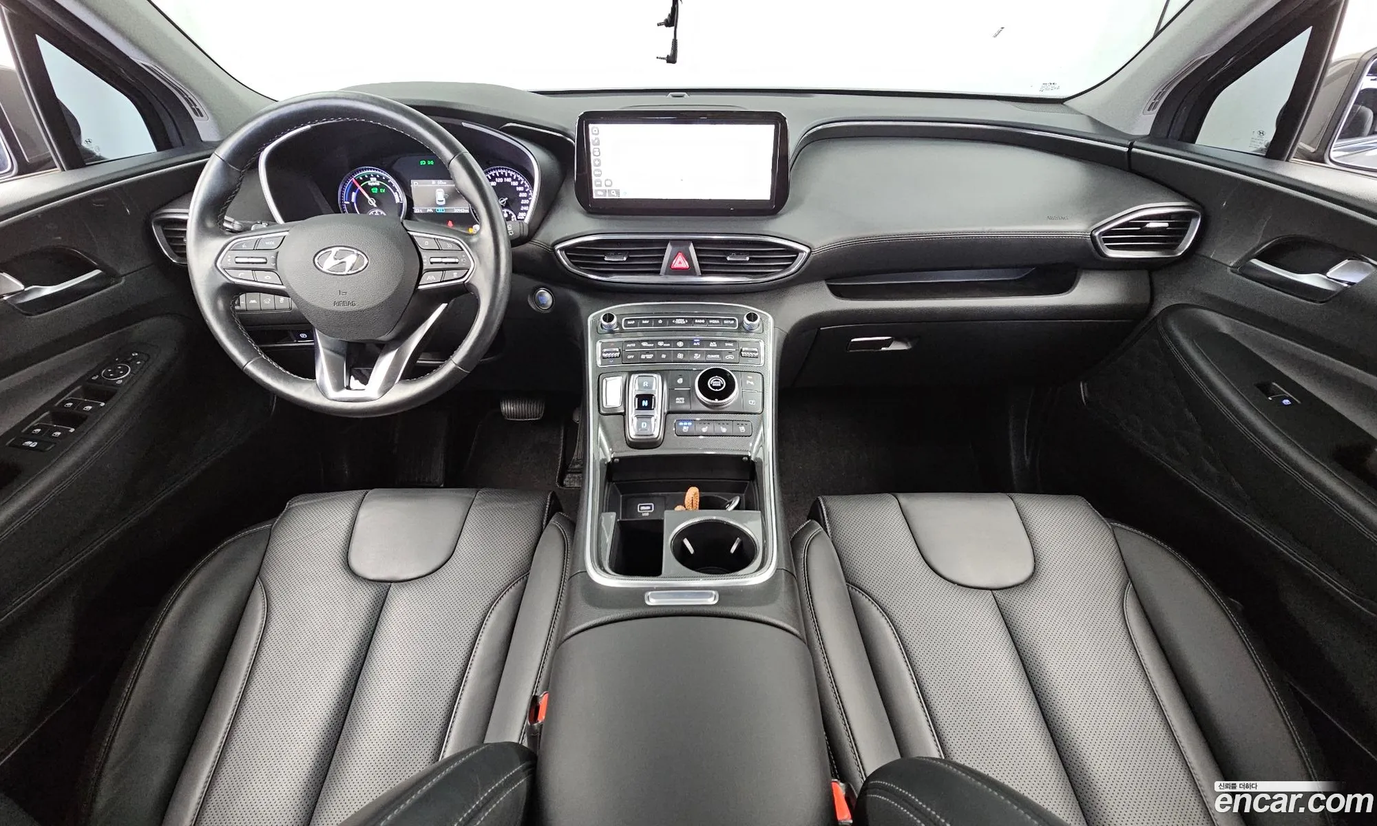 Hyundai Santa Fe 2022 — 2