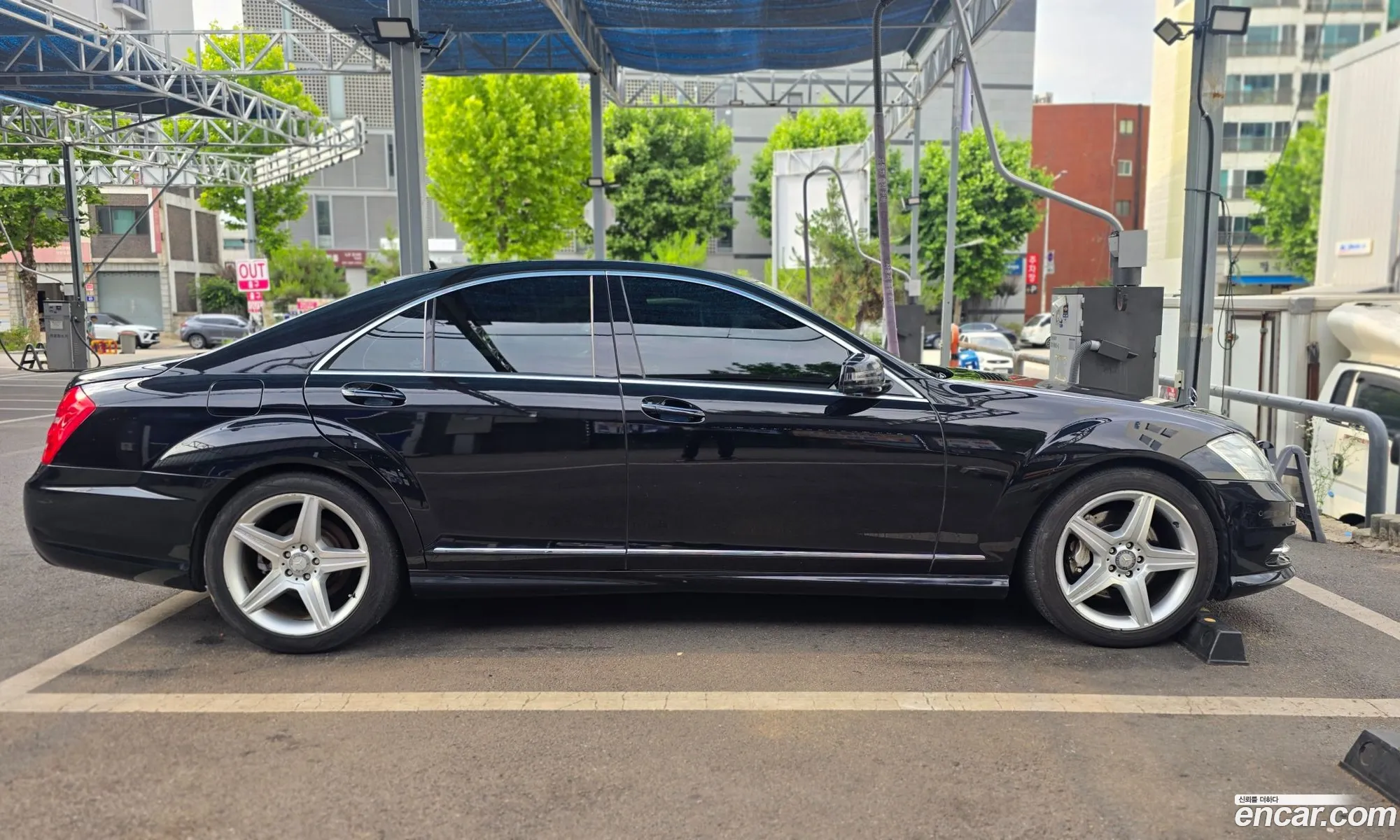 Mercedes-Benz S-Class W221 2013 — 12