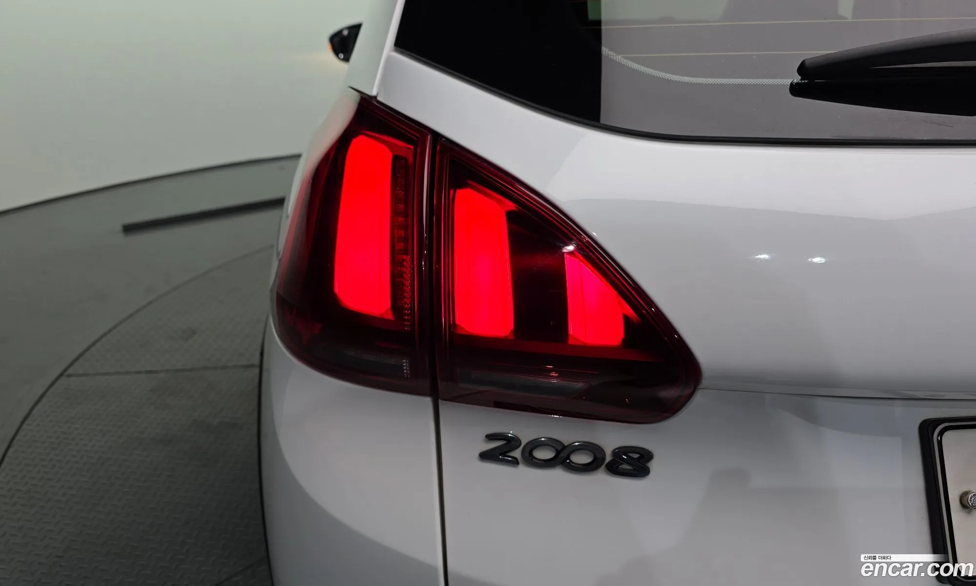 Peugeot 2008 2017 VF3CUBHYMHY002953 — 16