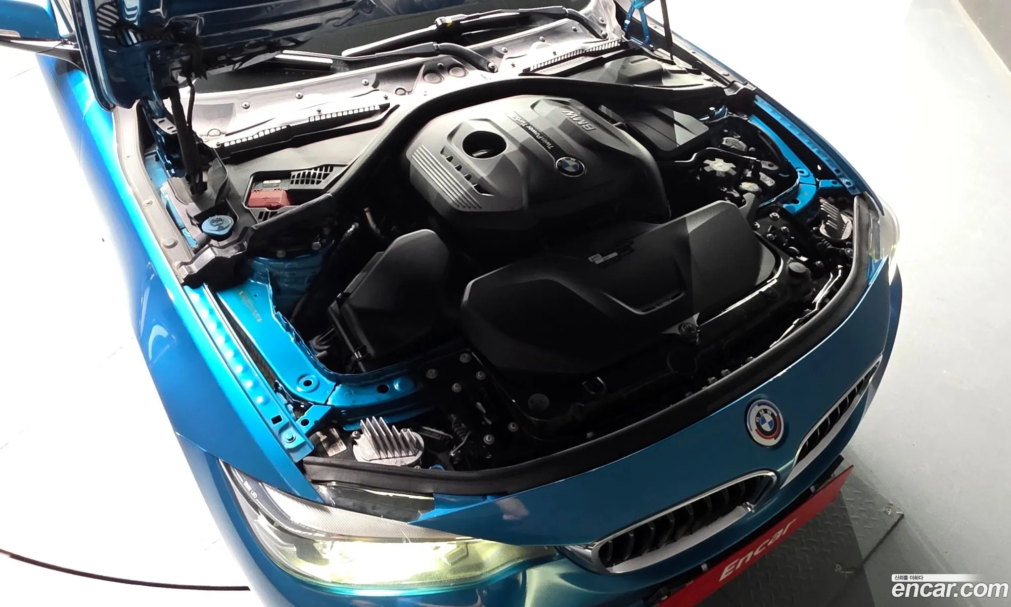 BMW 4 Series 2017 WBA4S3107JAC84637 — 26