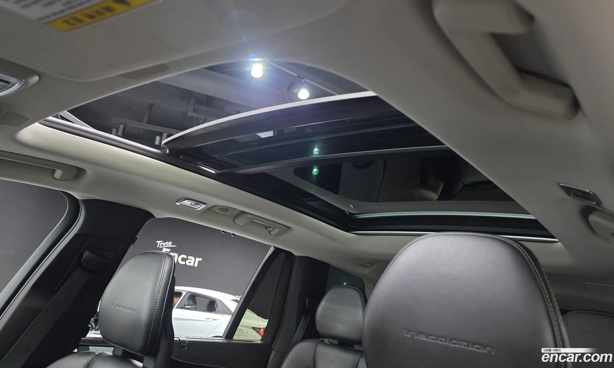 Volvo XC90 2016 YV1LFA22CH1122139 — 4