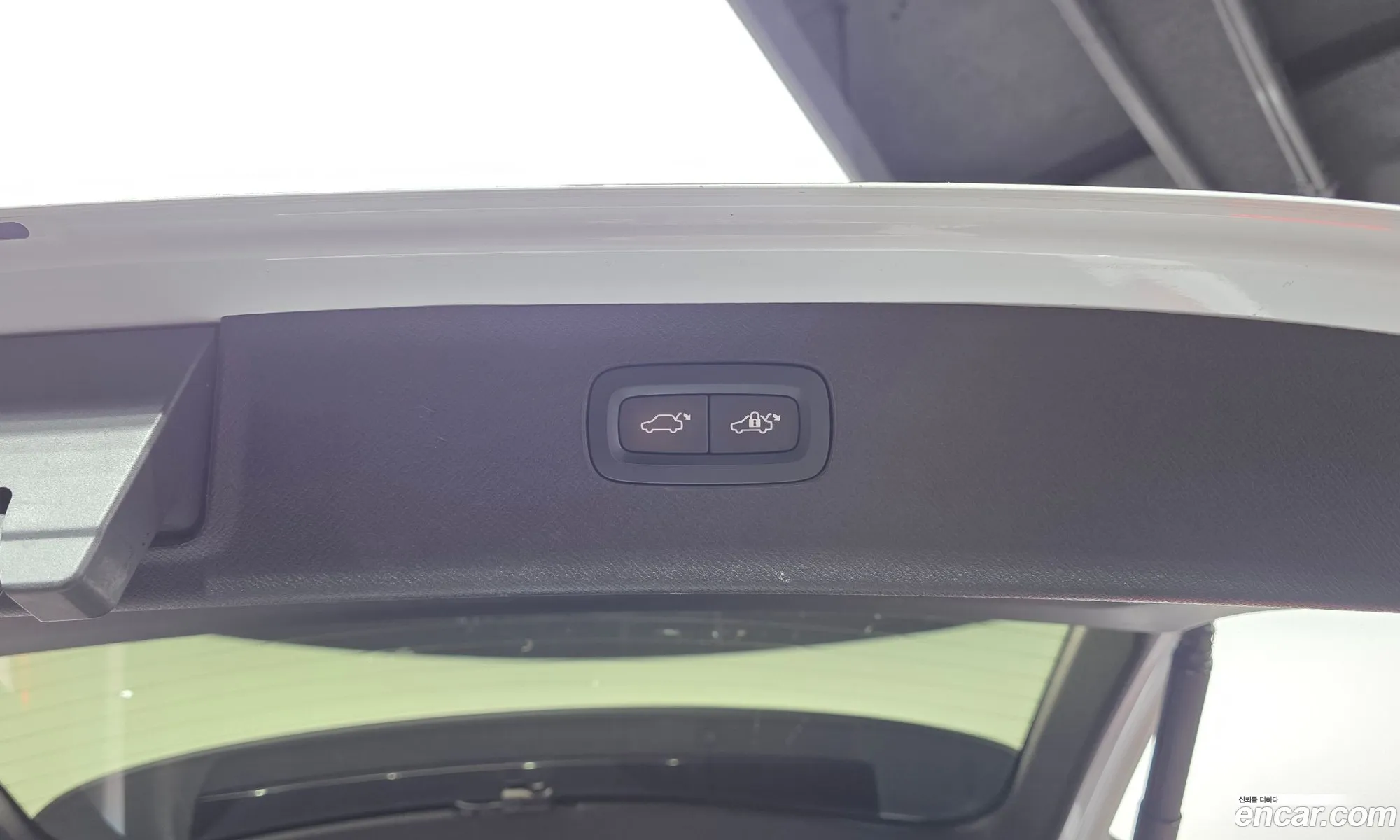 Volvo XC90 2016 YV1LFA22CH1122139 — 14