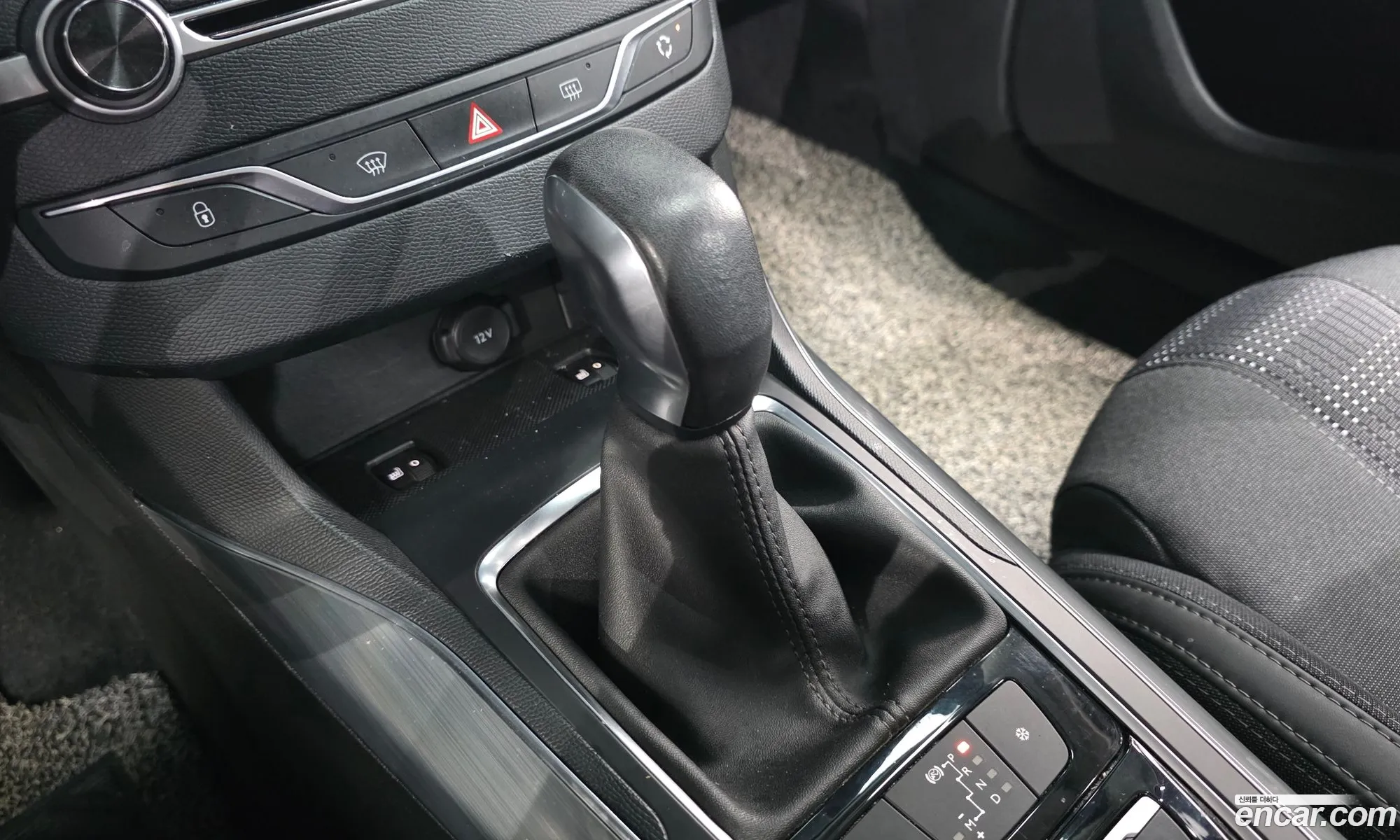 Peugeot 308 SW 2018 VF3LCBHZWJS001033 — 11