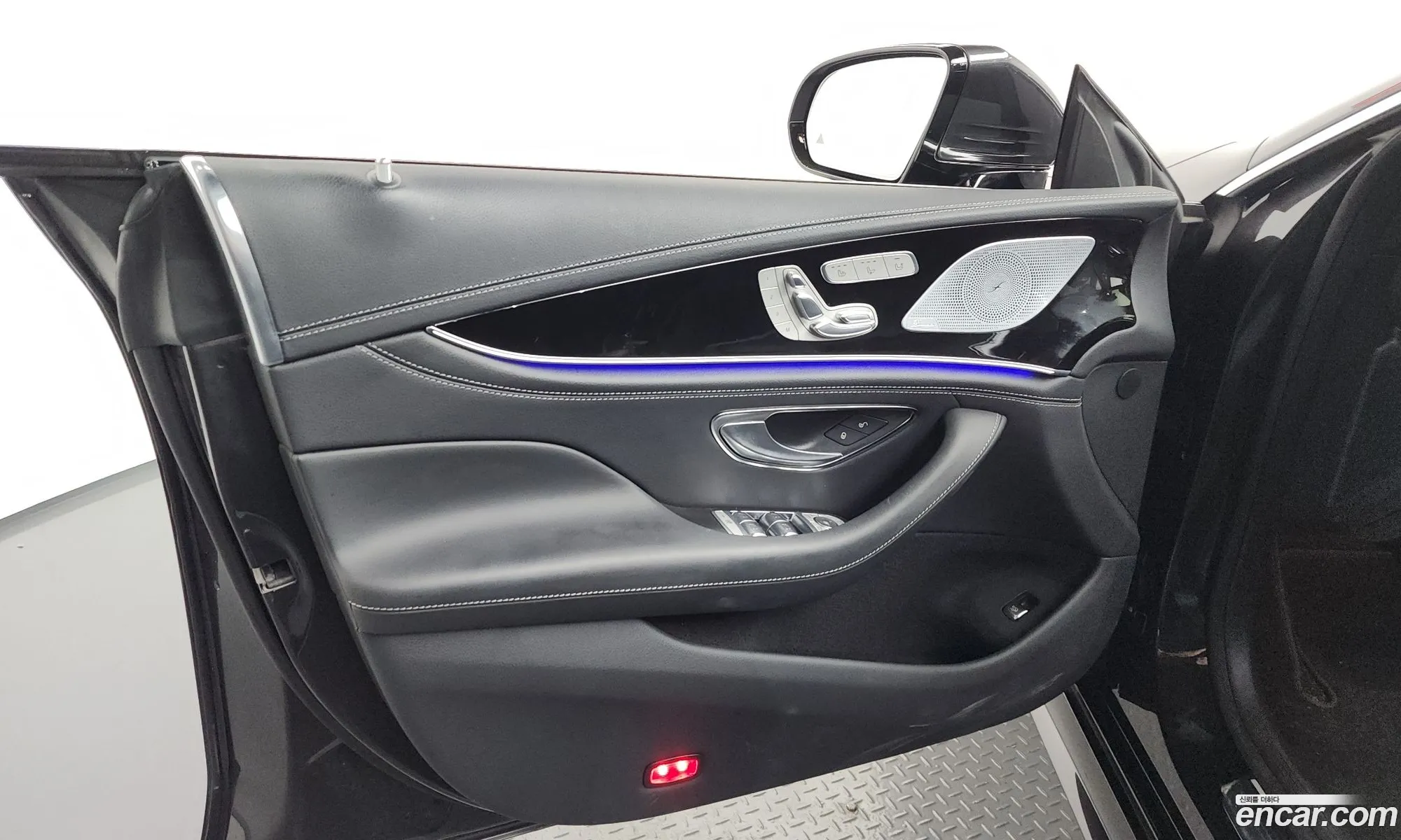 Mercedes-Benz AMG GT 2021 — 32