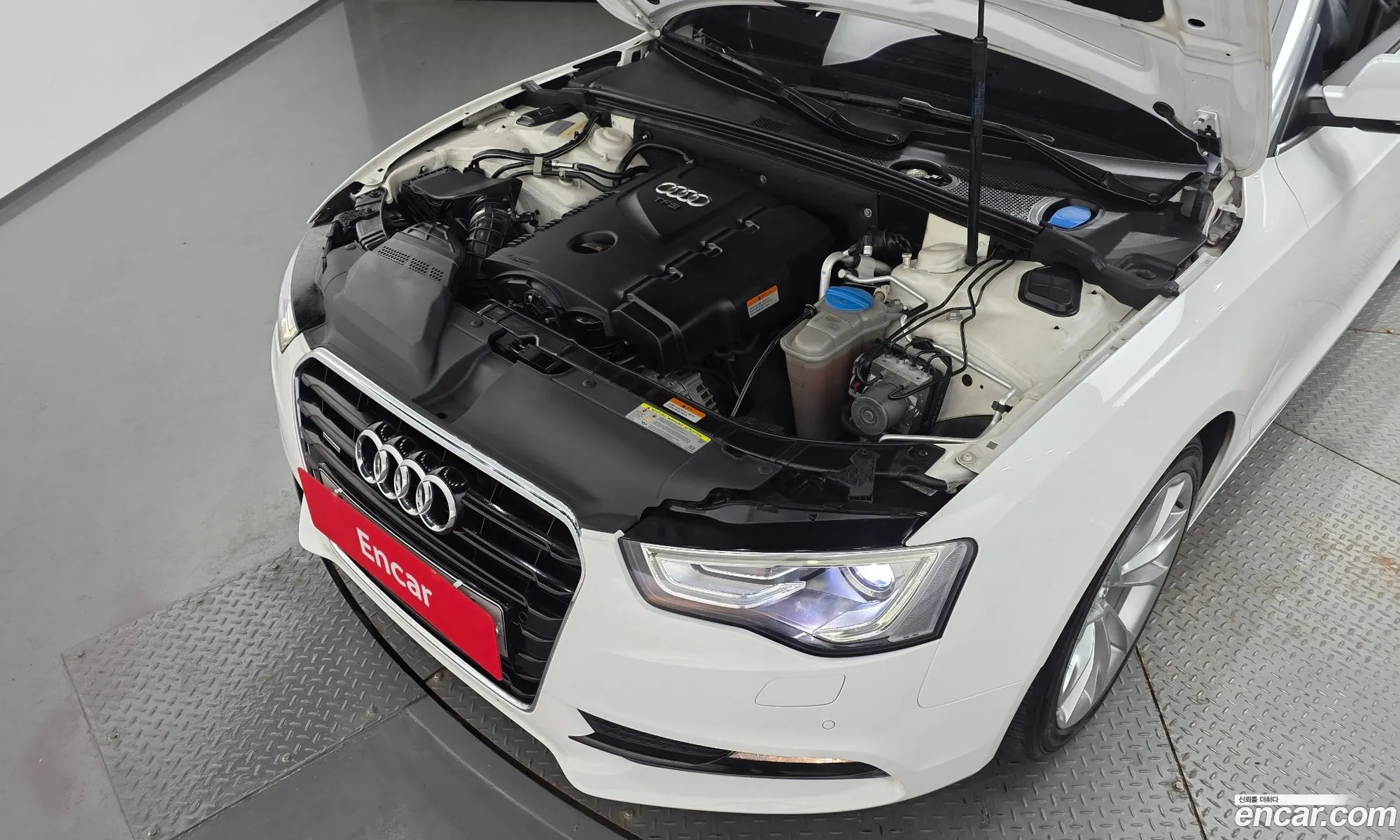 Audi A5 2012 WAUZZZ8FXDN000460 — 7