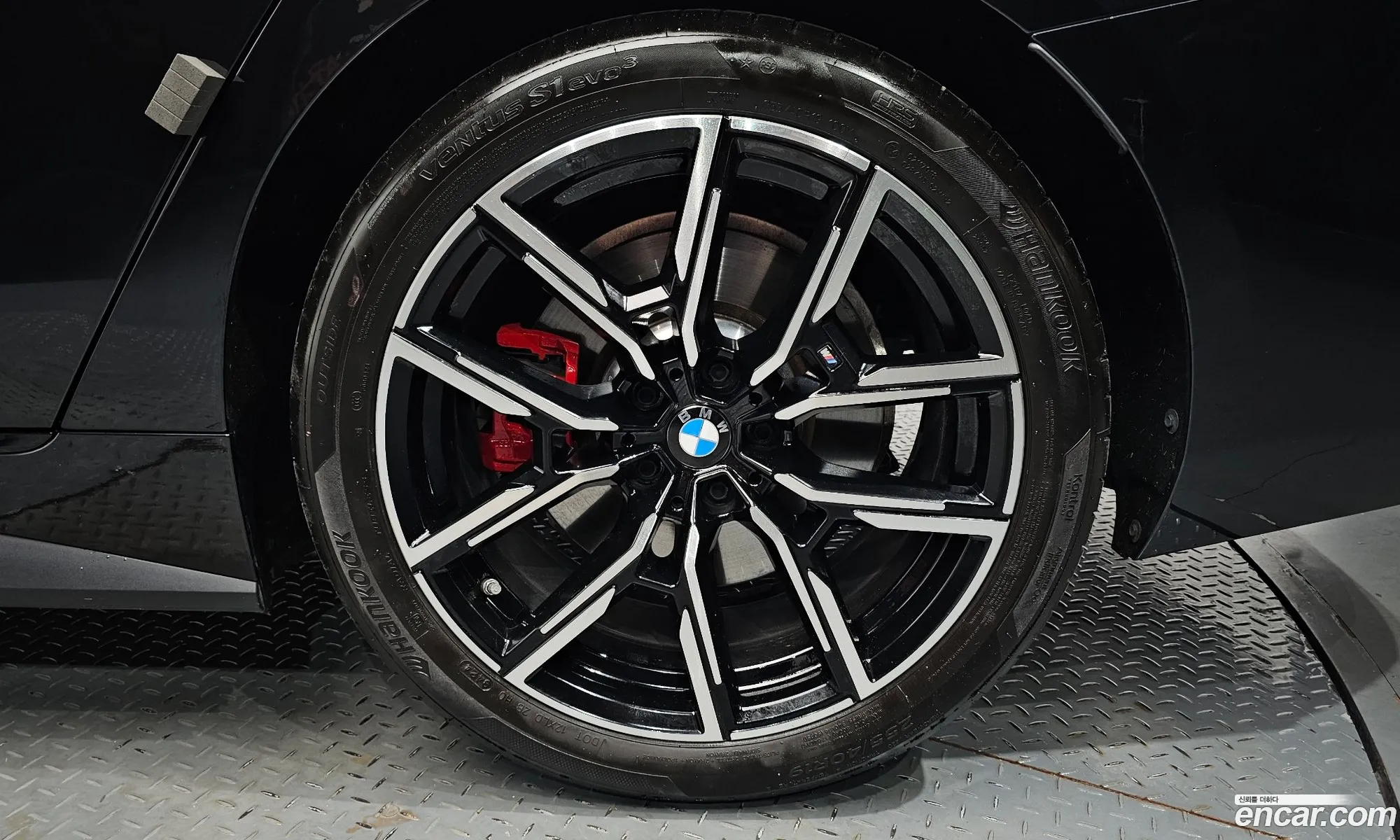 BMW 4 Series 2025 — 28