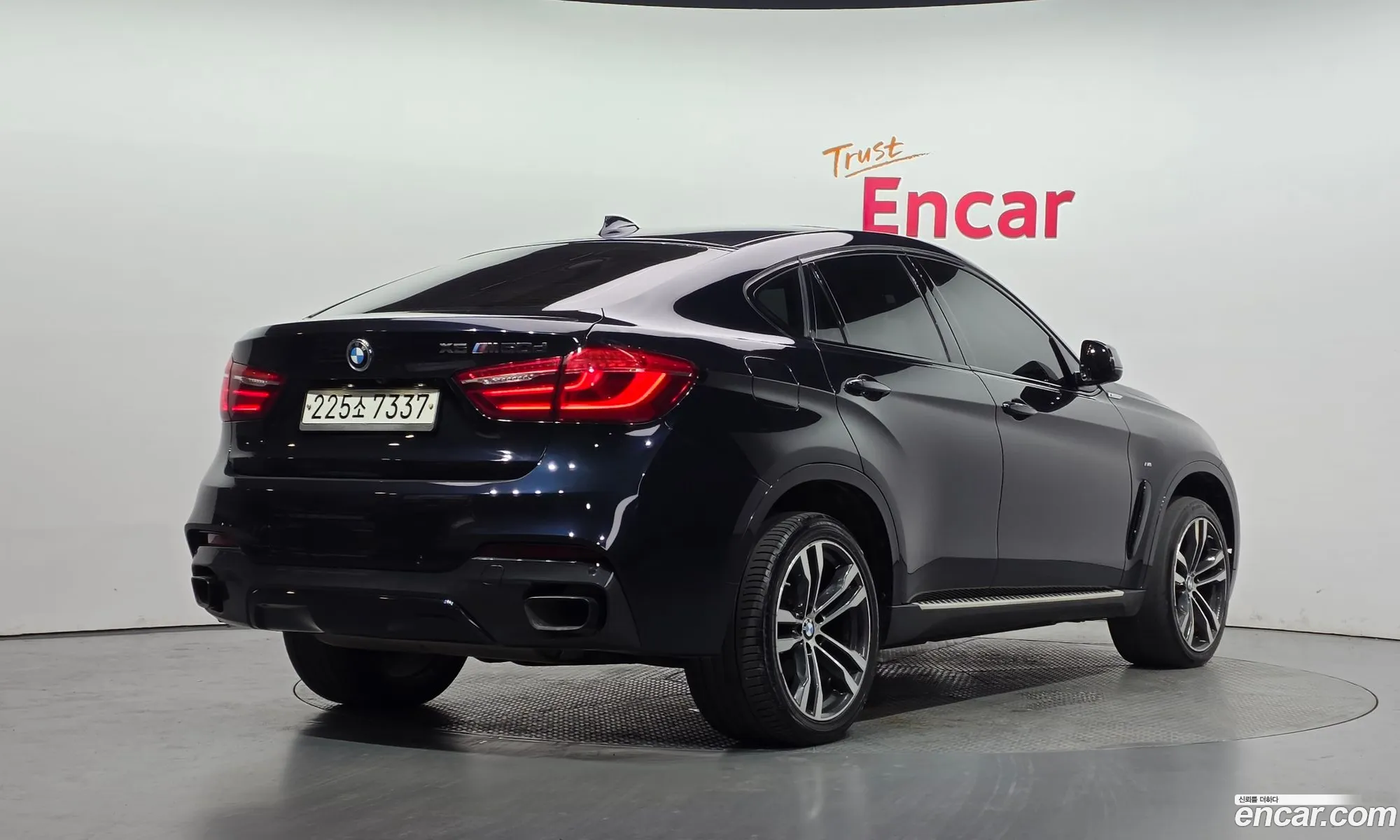BMW X6 2017 — 2
