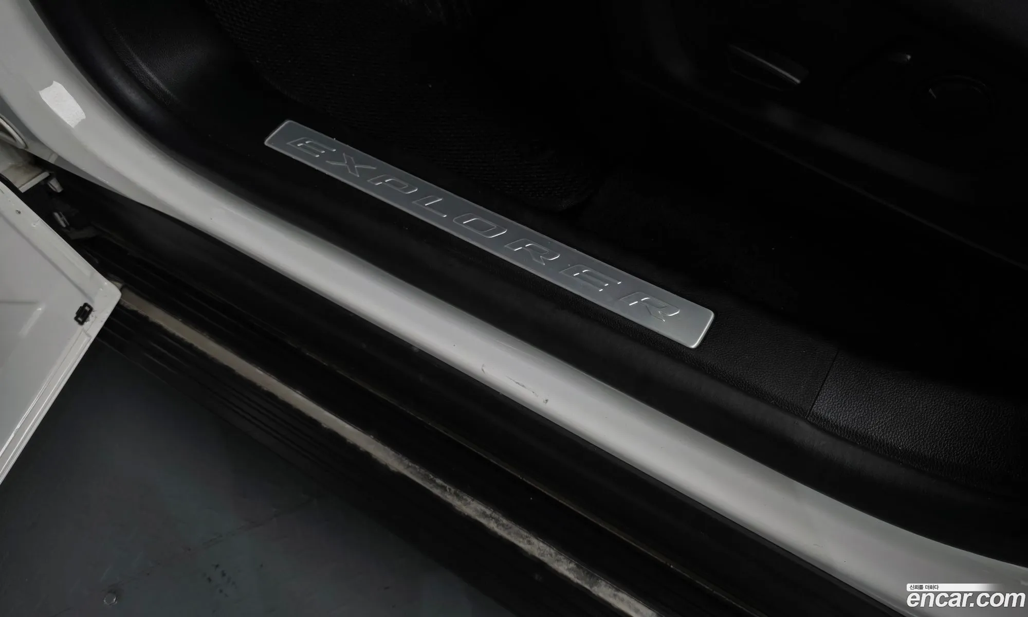 Ford Explorer 6th Gen 2021 1FMSK8FH4MGC03173 — 35