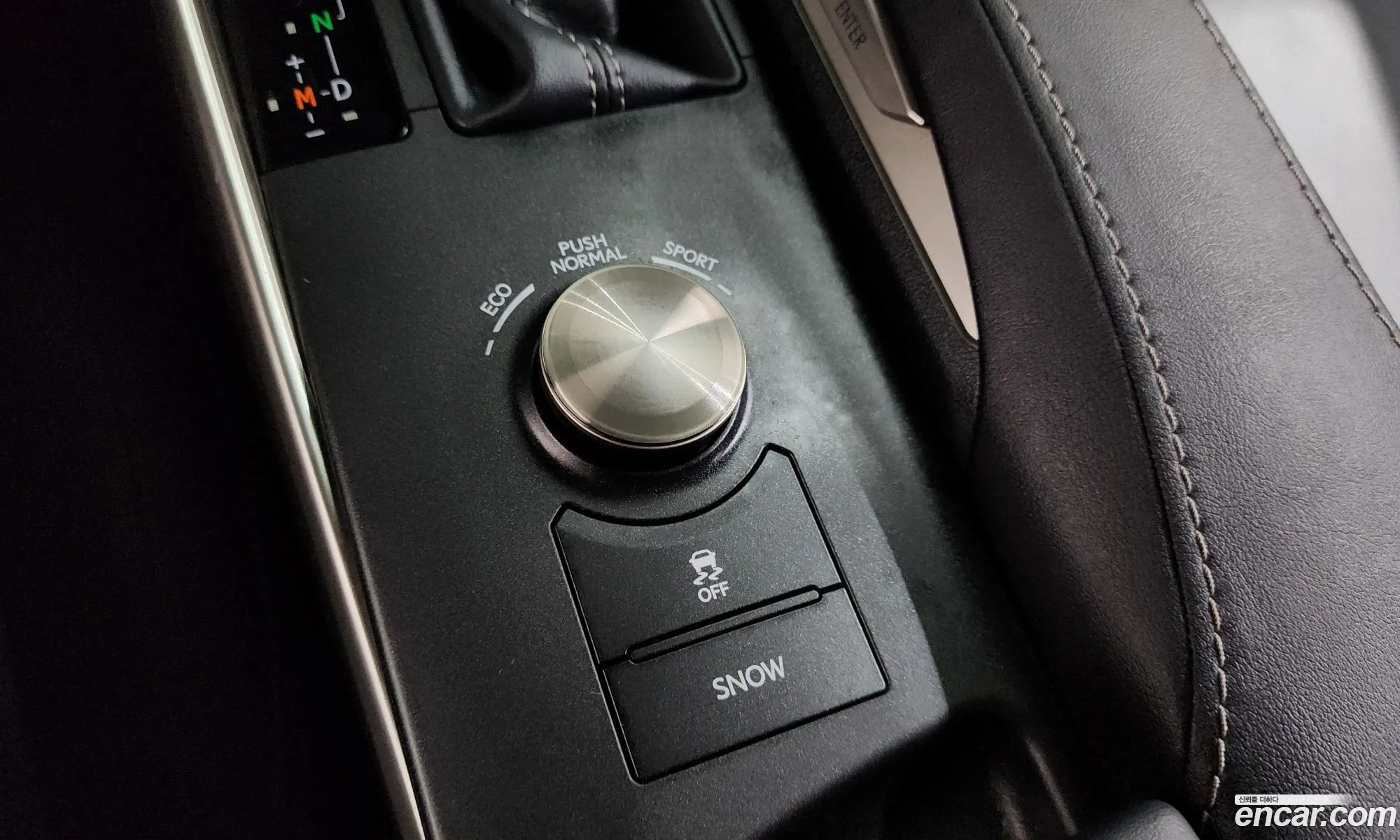 Lexus IS200t 2017 JTHBA5D24H5044949 — 6
