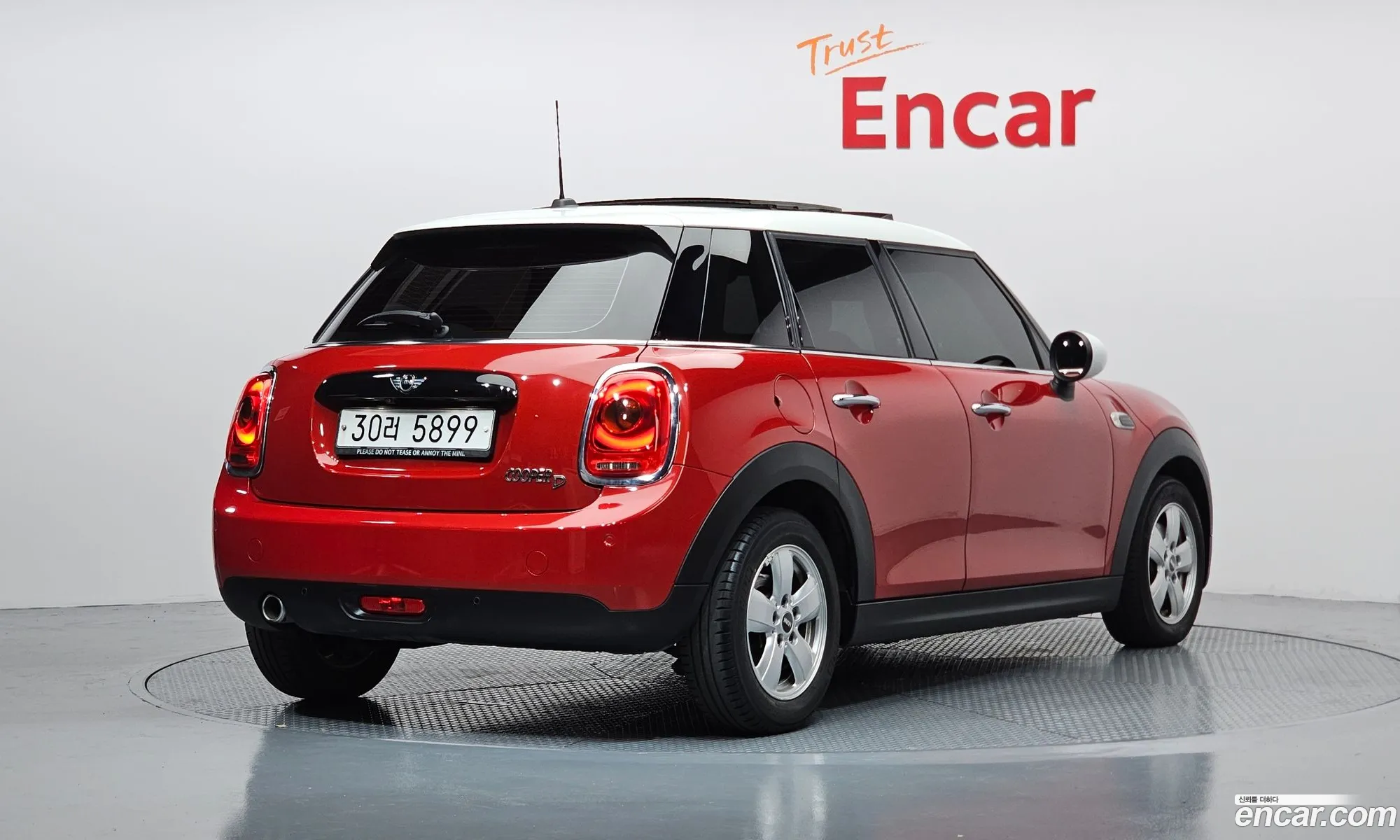 Mini Cooper D 2018 — 2