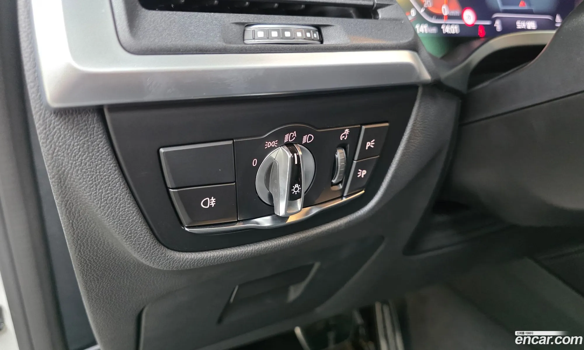 BMW X4 2025 WBA21DT05S9039445 — 12
