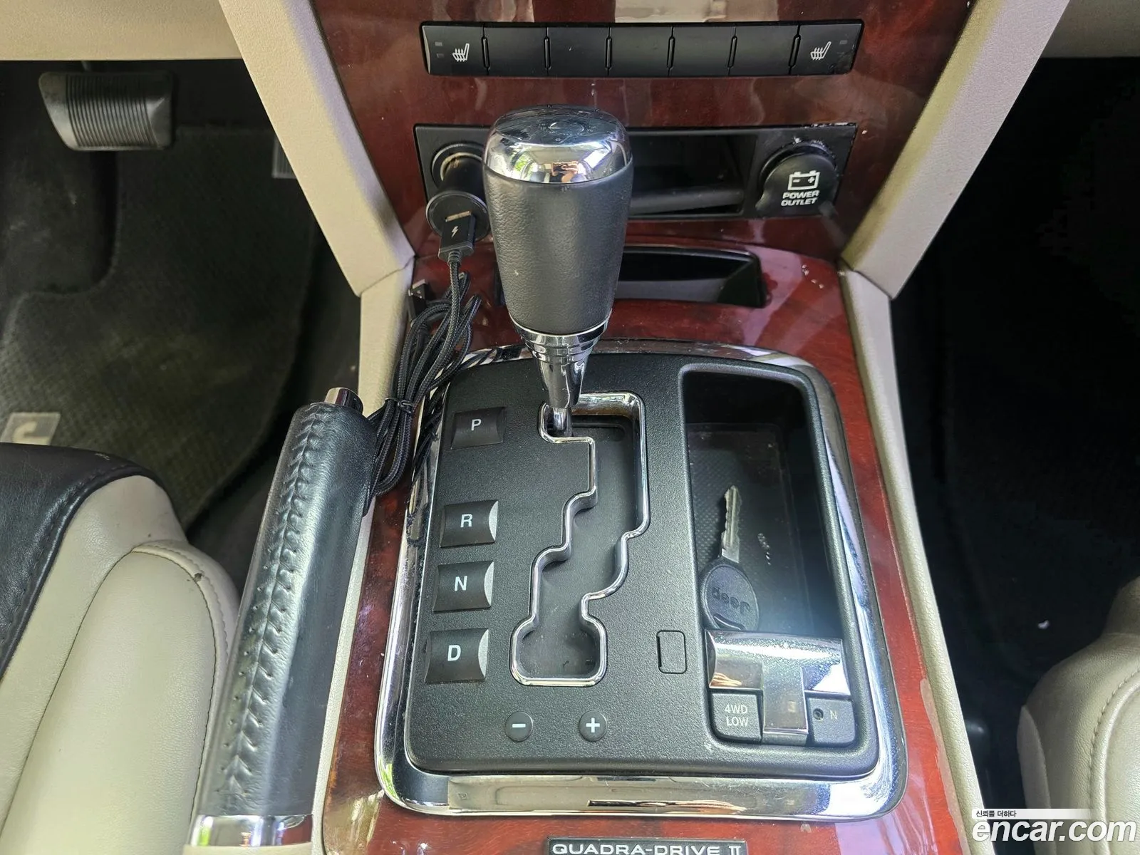 Jeep Commander 2008 — 17