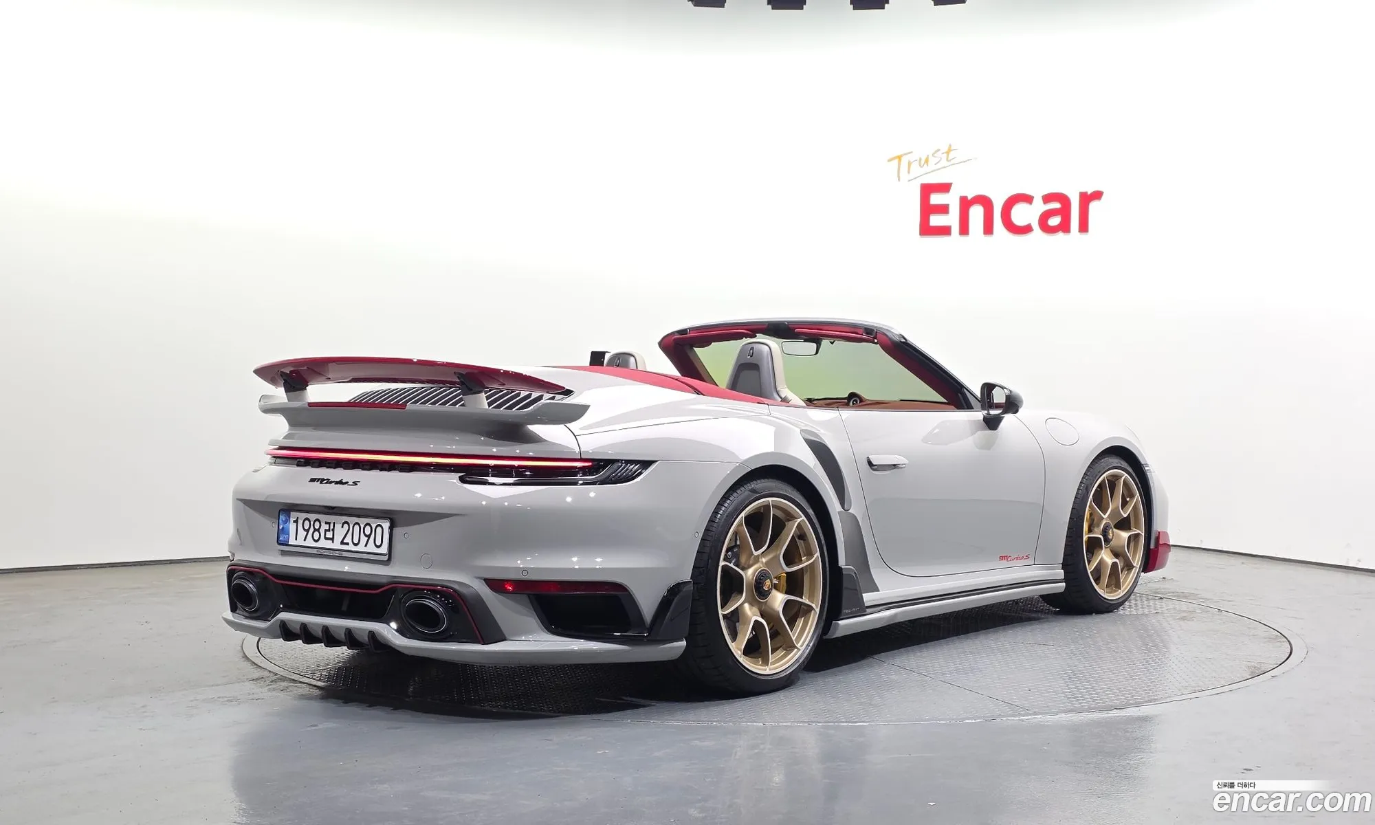 Porsche 911 2022 — 4
