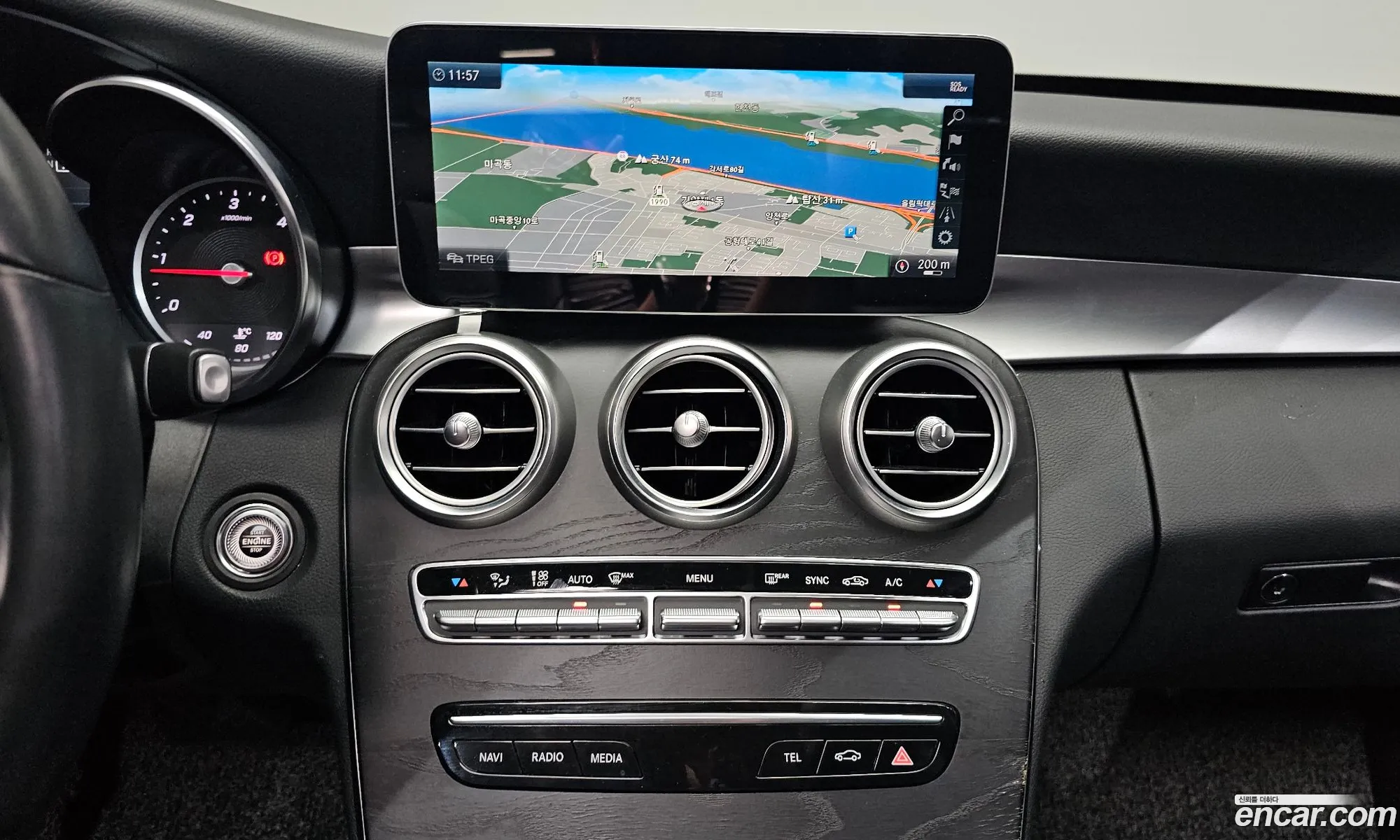 Mercedes-Benz C-Class W205 2019 — 24