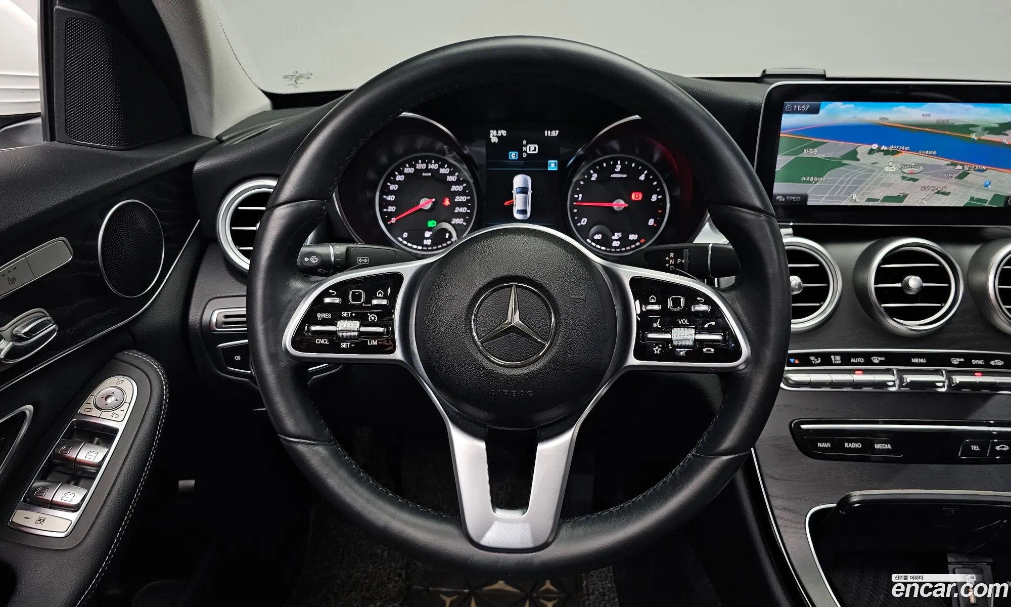 Mercedes-Benz C-Class W205 2019 — 26