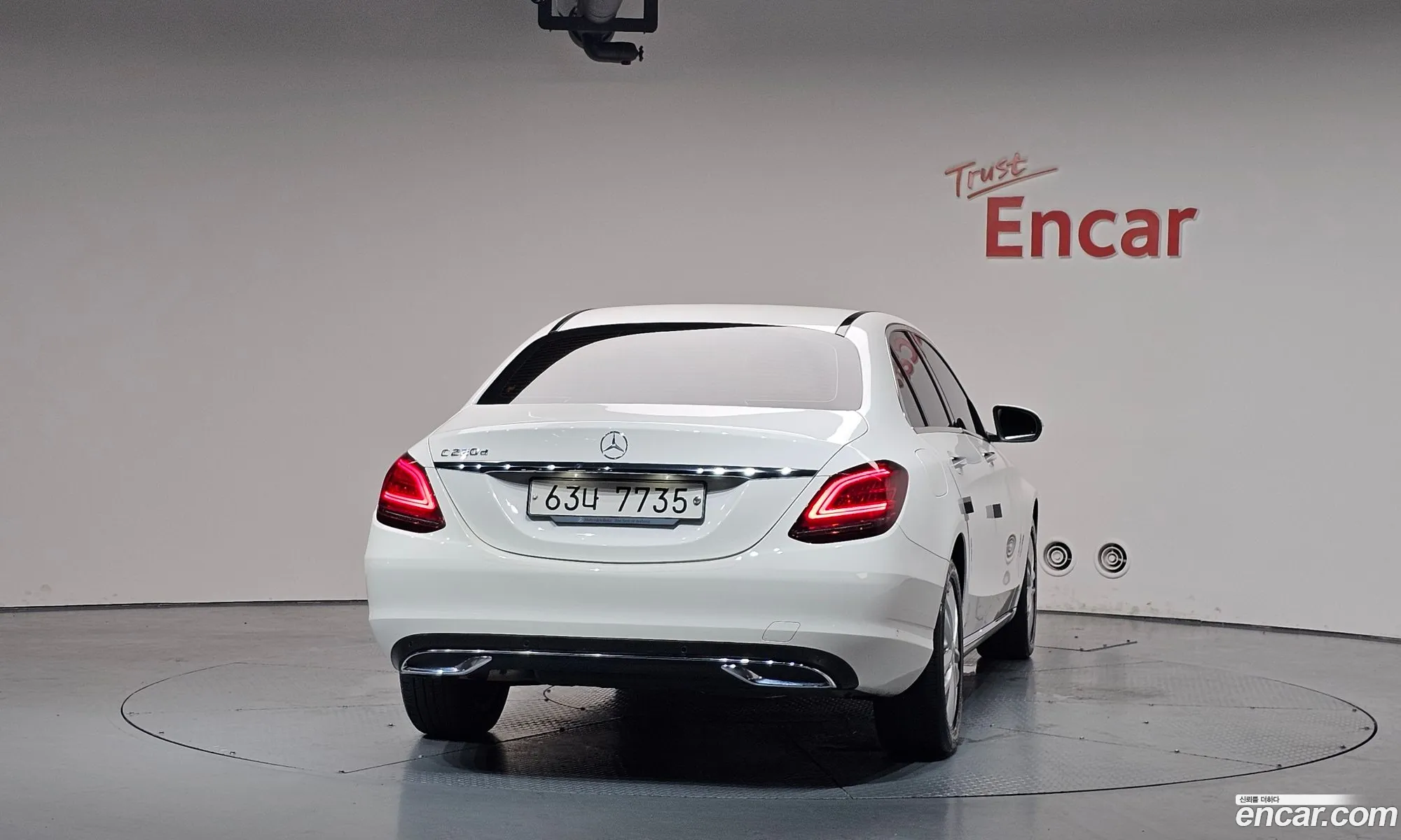 Mercedes-Benz C-Class W205 2019 — 21