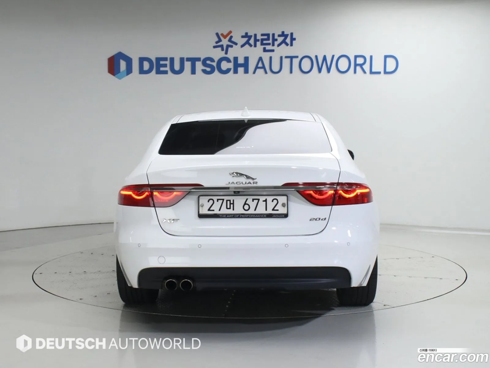 Jaguar XF 2018 — 7