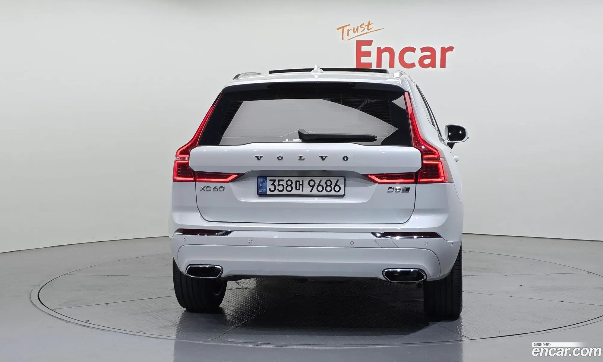 Volvo XC60 2018 — 14