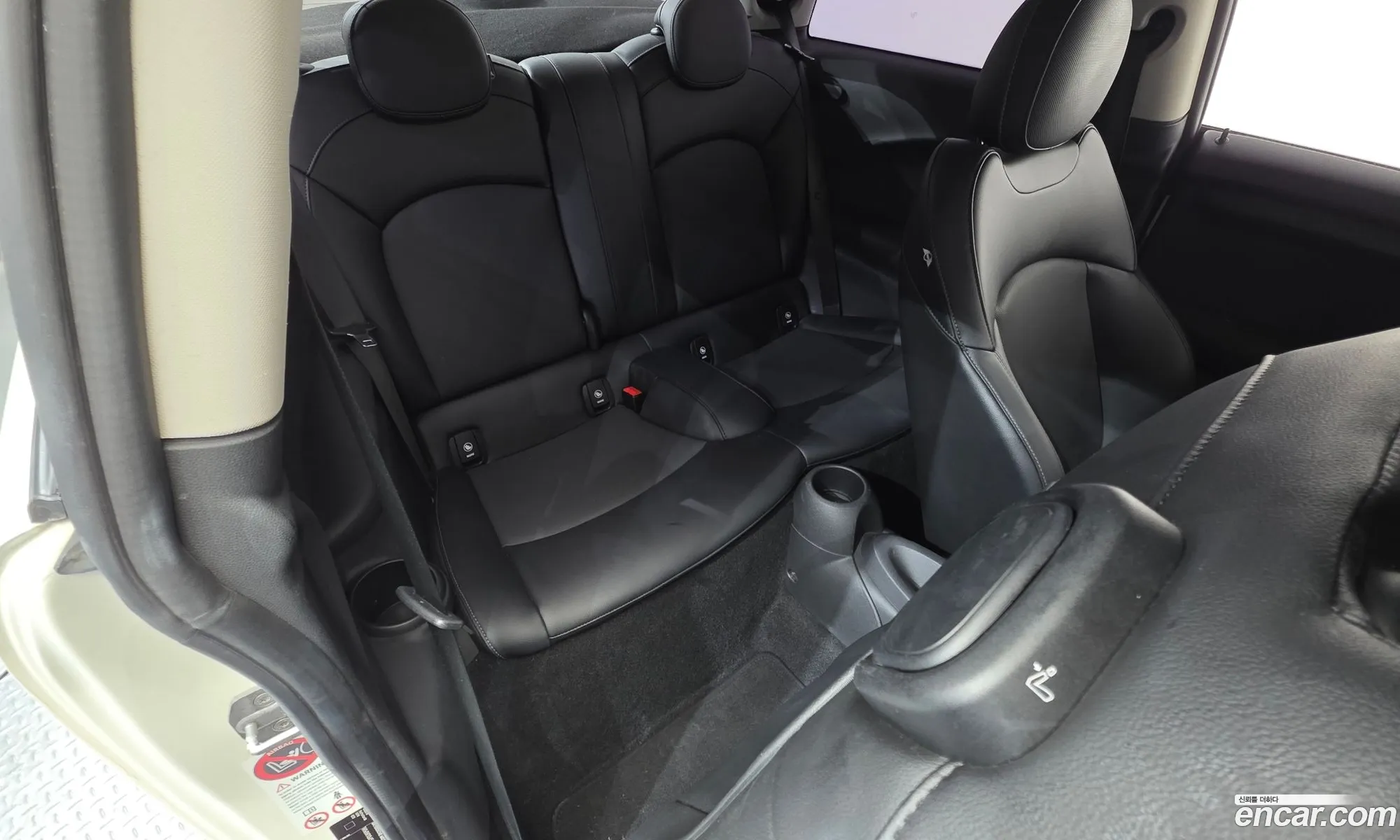 Mini Cooper 2014 WMWXM5109F3A11133 — 5
