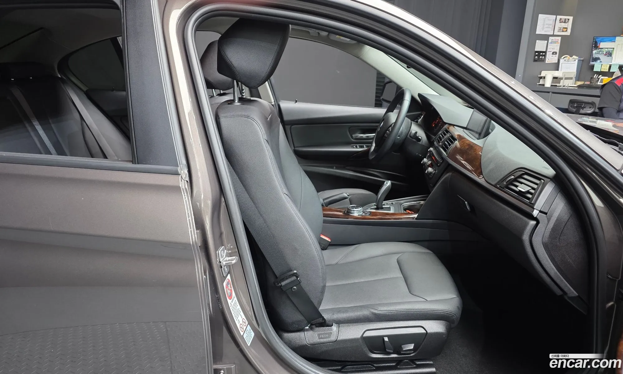 BMW 3 Series 2014 WBA3B1109EK093993 — 2