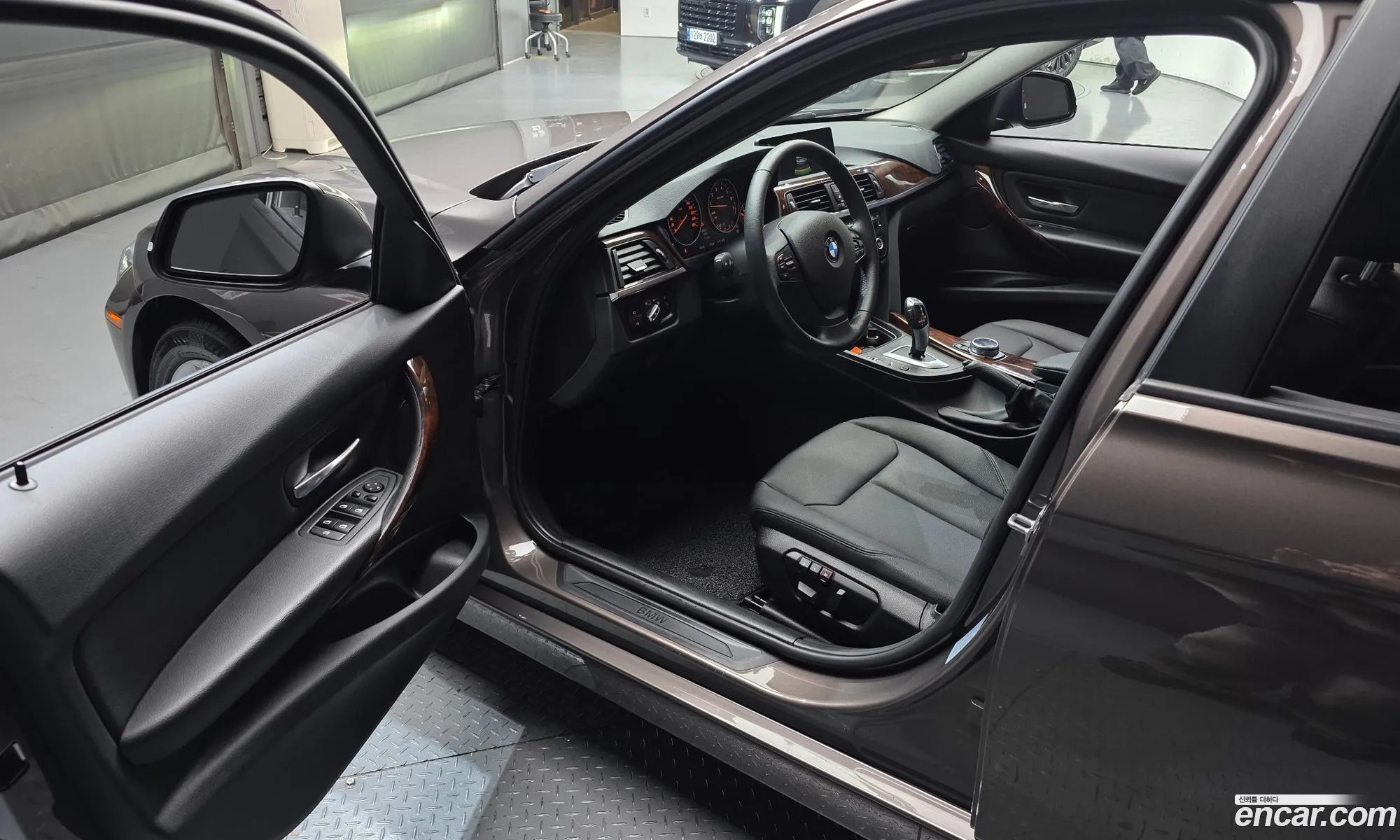 BMW 3 Series 2014 WBA3B1109EK093993 — 17