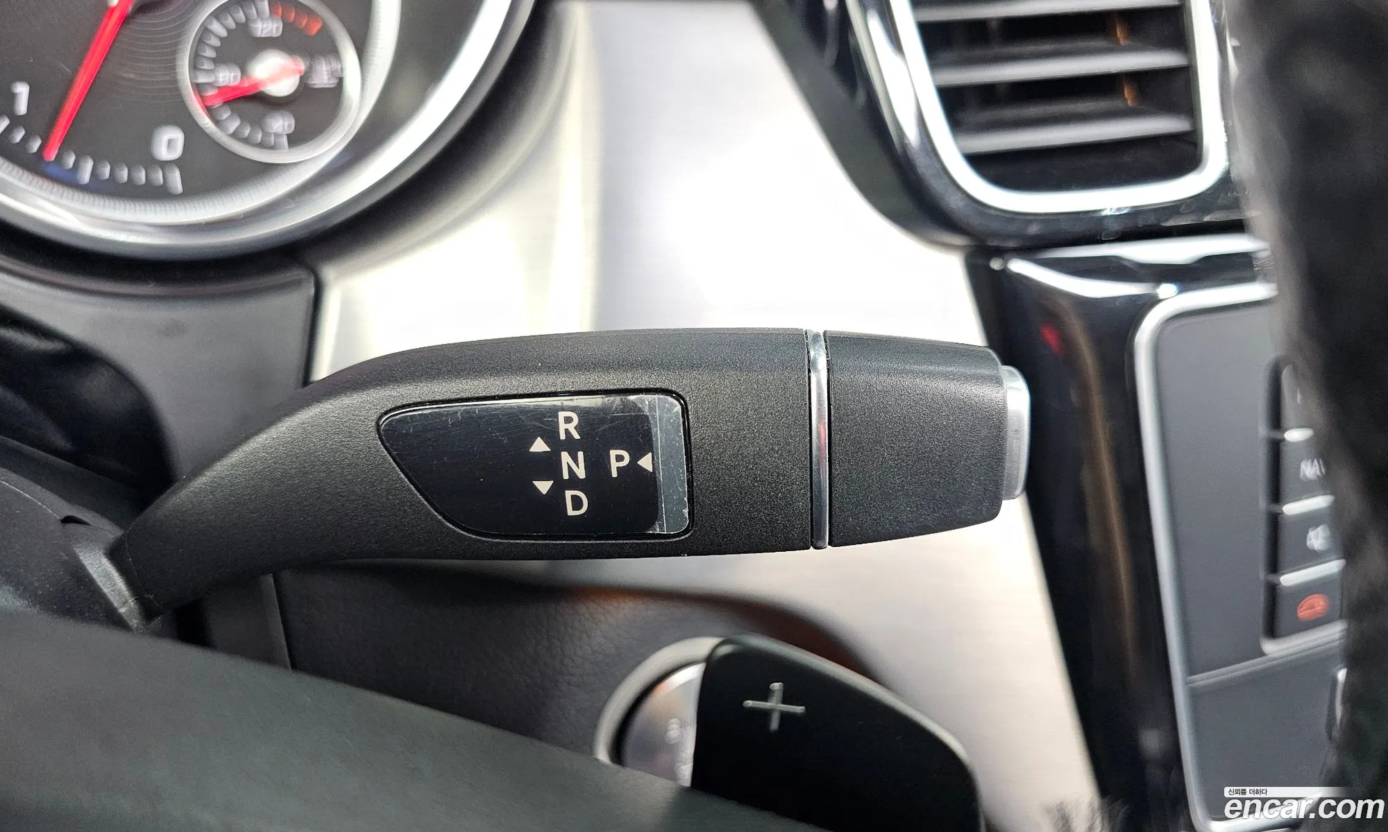 Mercedes-Benz GLE-Class W166 2018 — 13