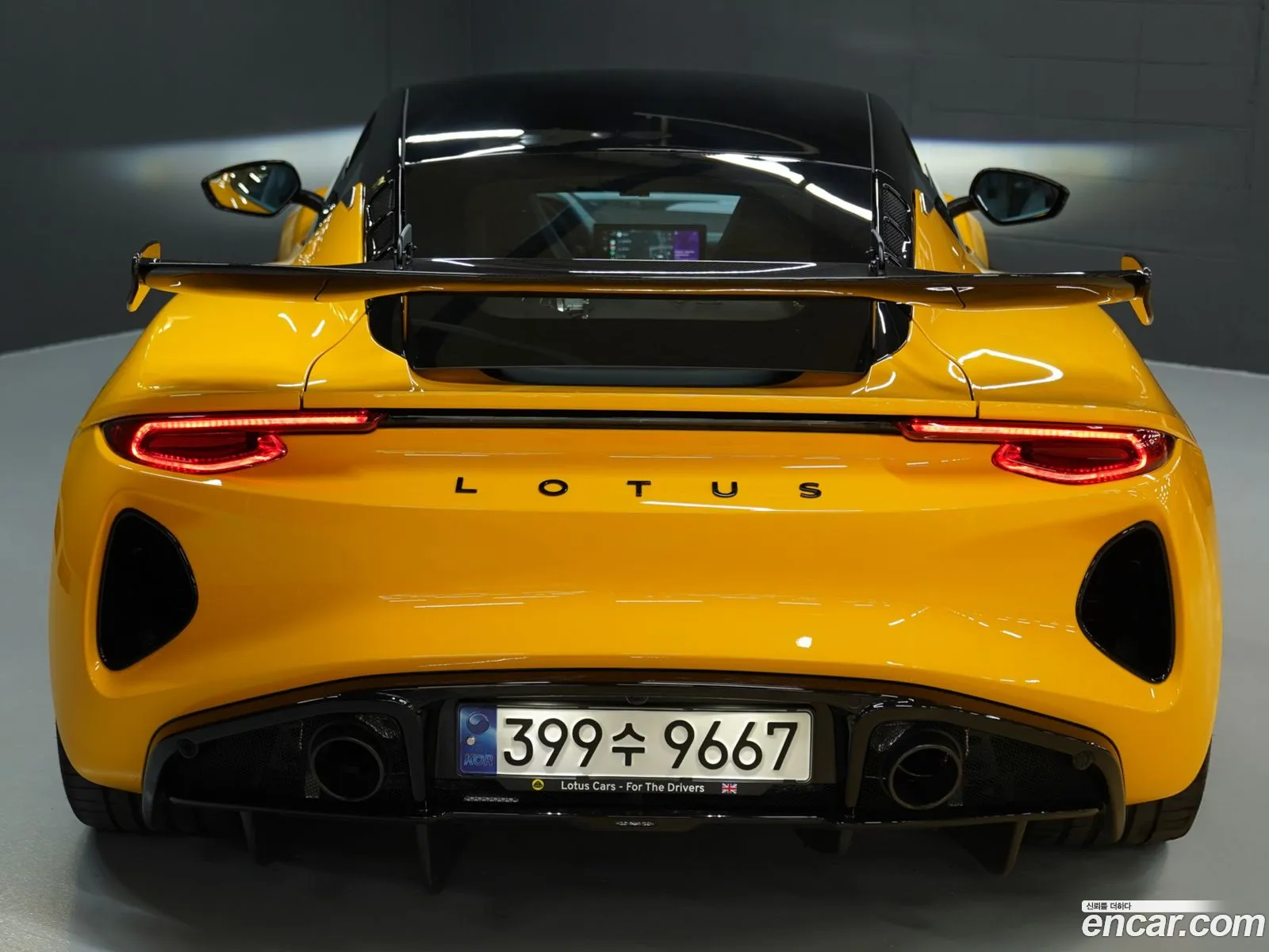 Lotus Emira 2024 — 19