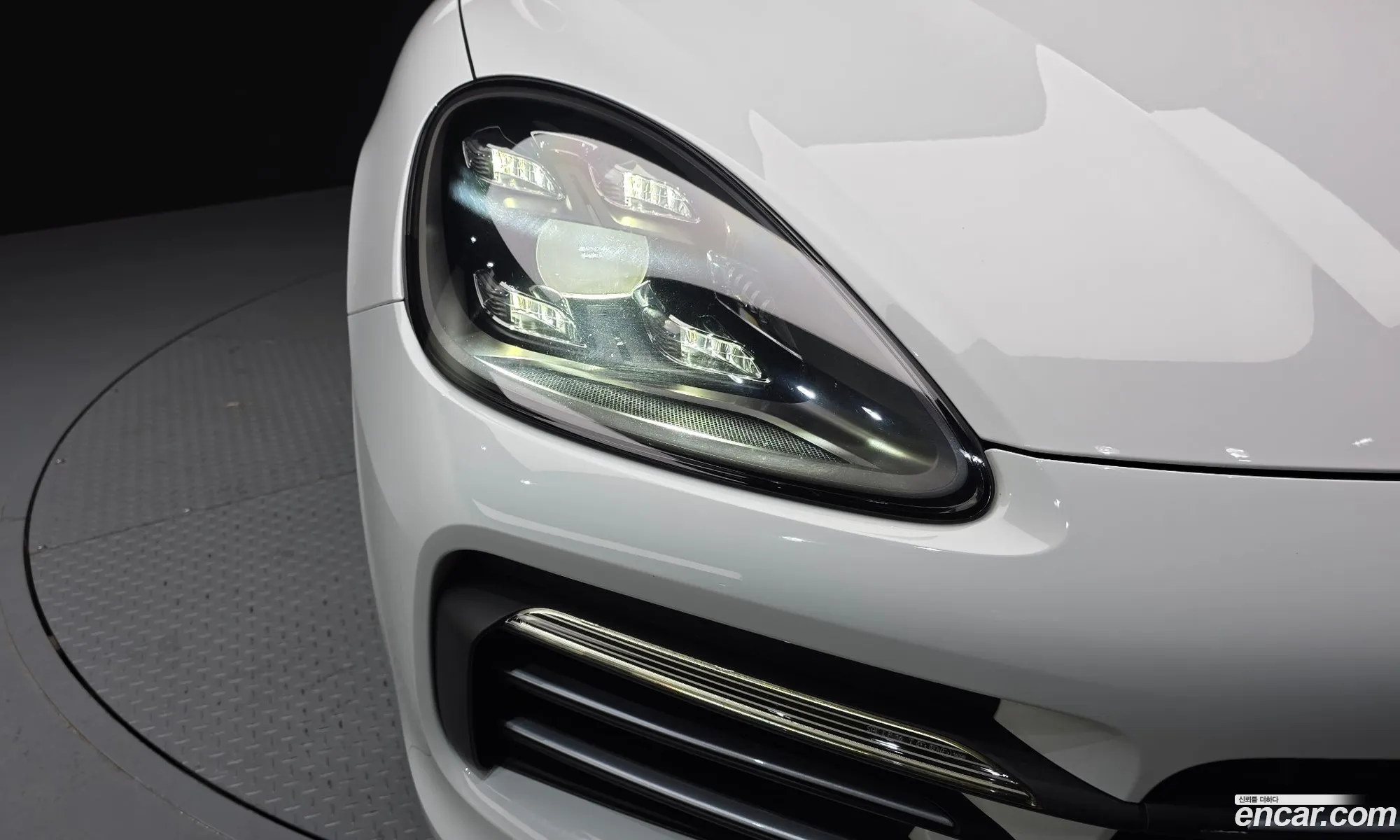 Porsche Cayenne 2020 — 30