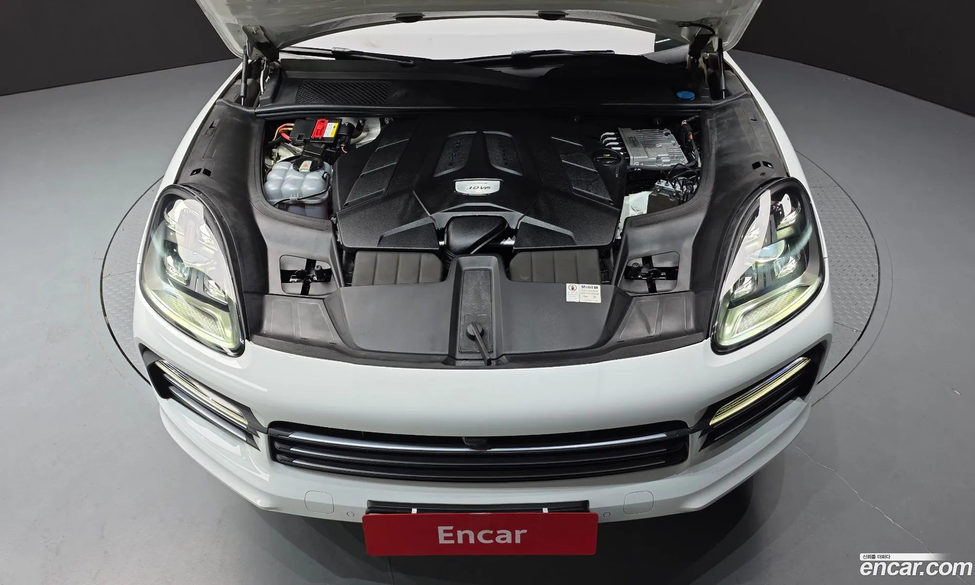 Porsche Cayenne 2020 — 12
