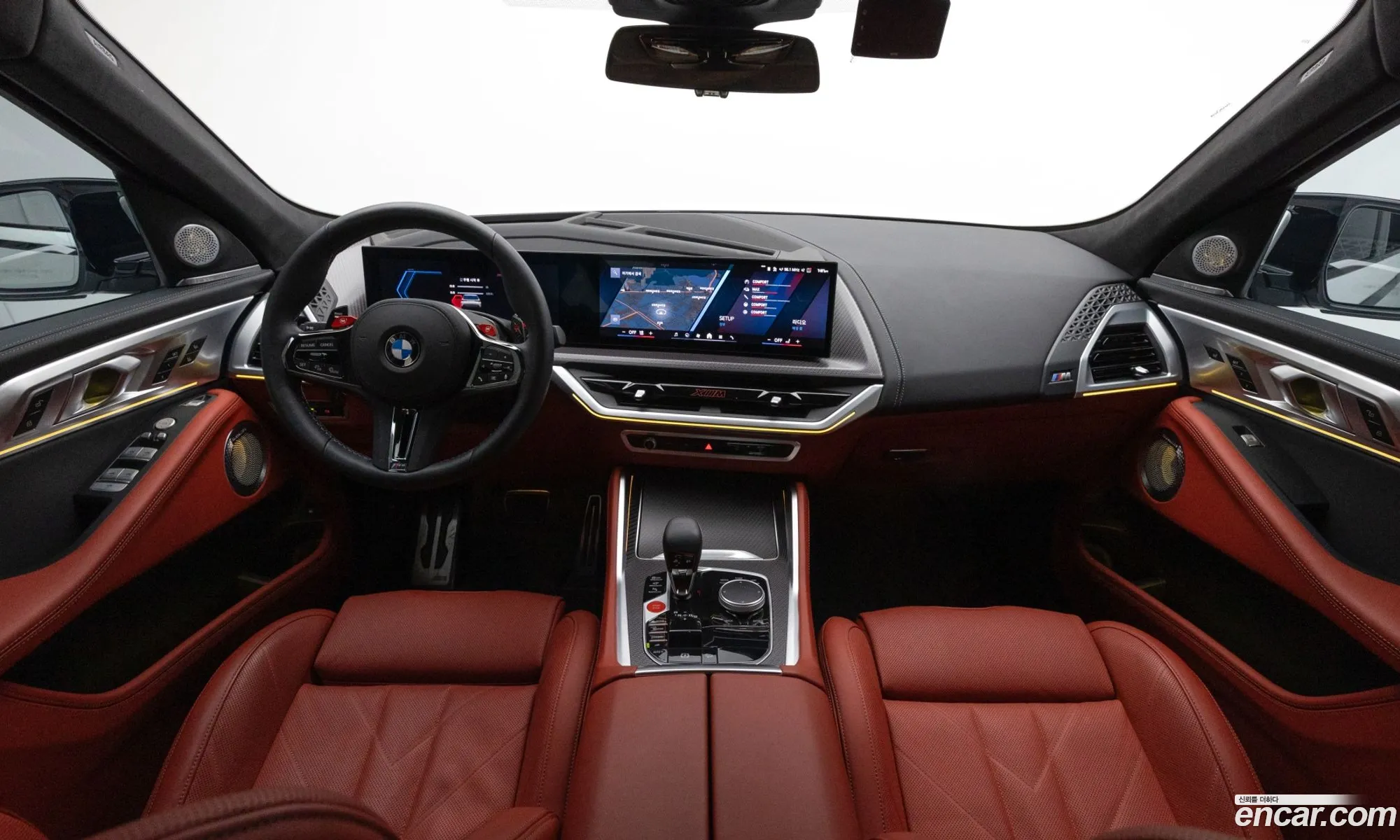 BMW XM 2025 — 7