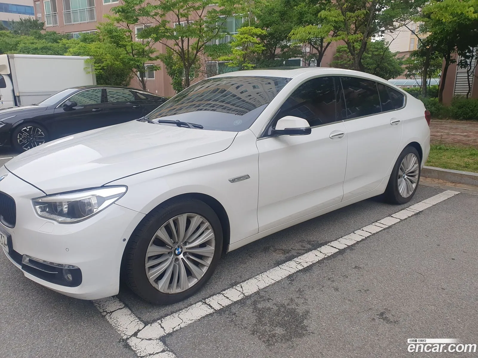 BMW 5 Series GT 2017 — 15