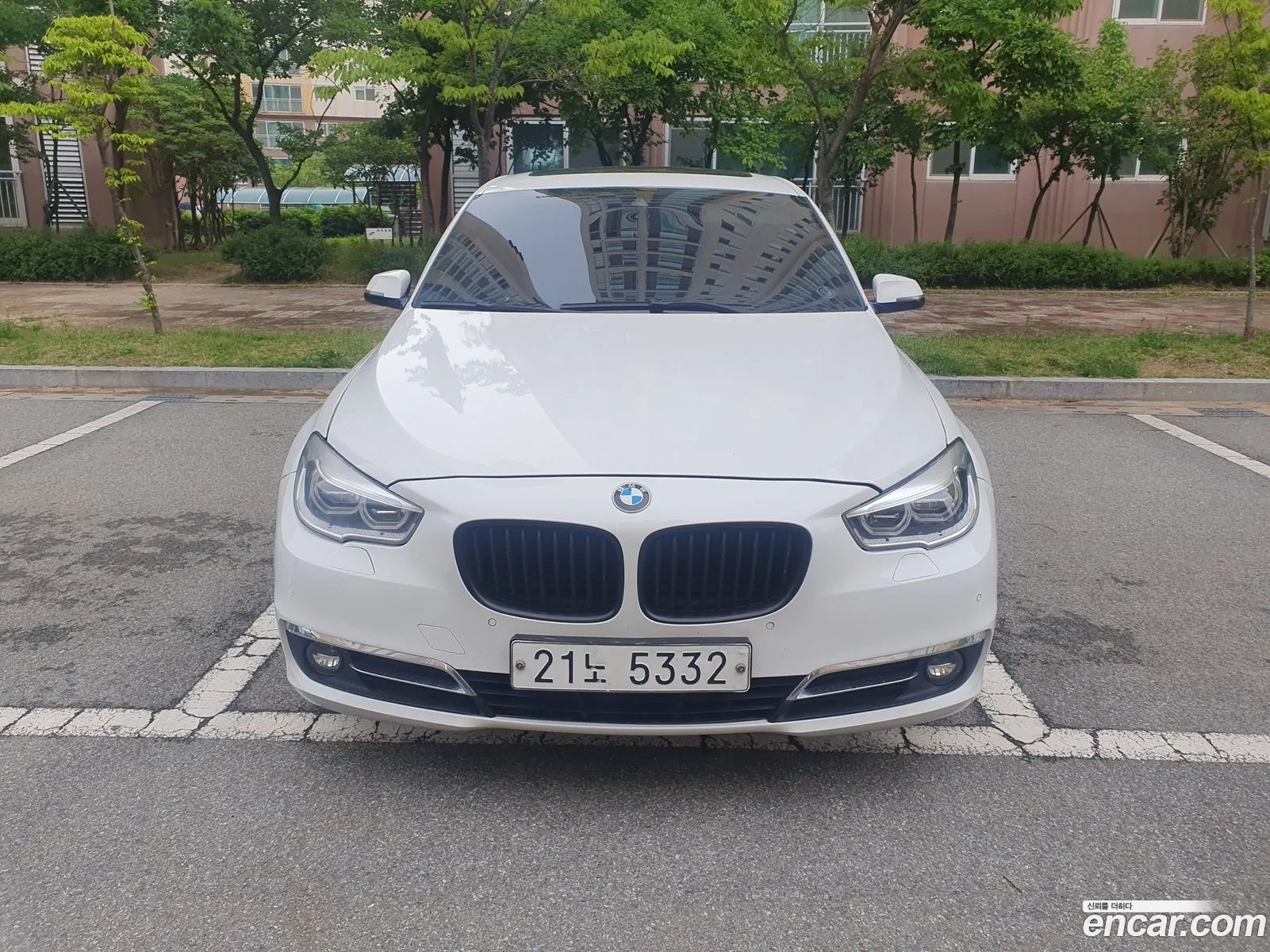 BMW 5 Series GT 2017 — 16