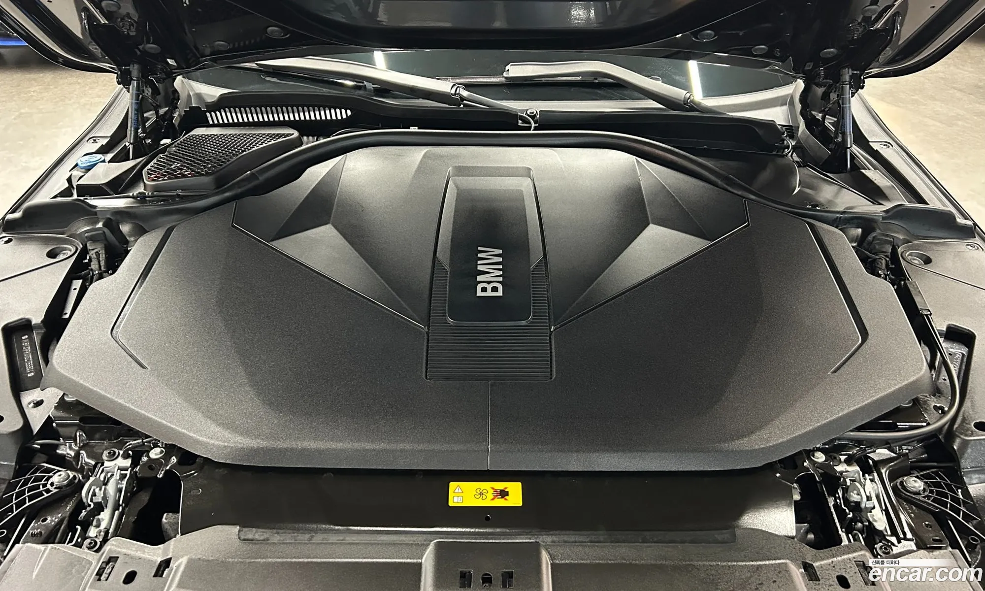 BMW i5 2025 — 2